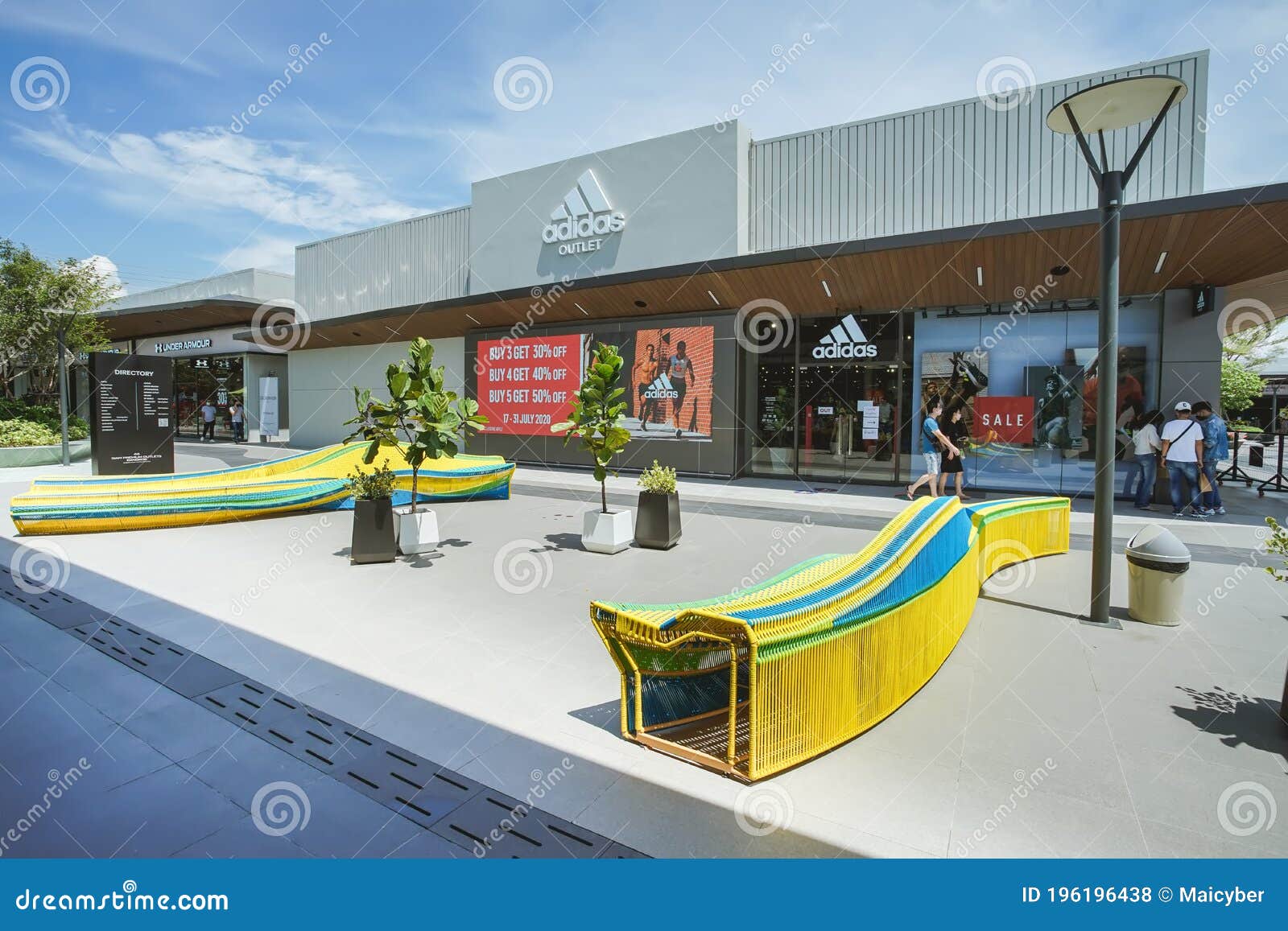 Salme forfatter lette Adidas Shop in Siam Premium Outlets Bangkok Editorial Stock Photo - Image of scenery, samut: 196196438 Salme forfatter lette Adidas Shop in Siam Premium Outlets Bangkok Editorial Stock Photo - Image of scenery, samut: 196196438