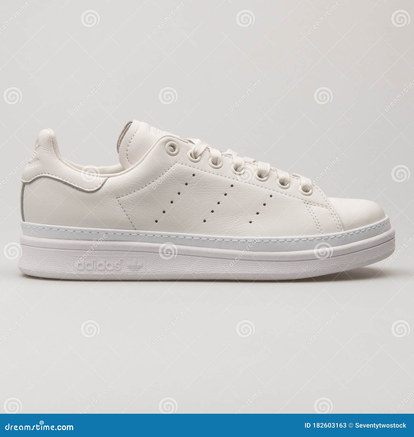 stan smith stock