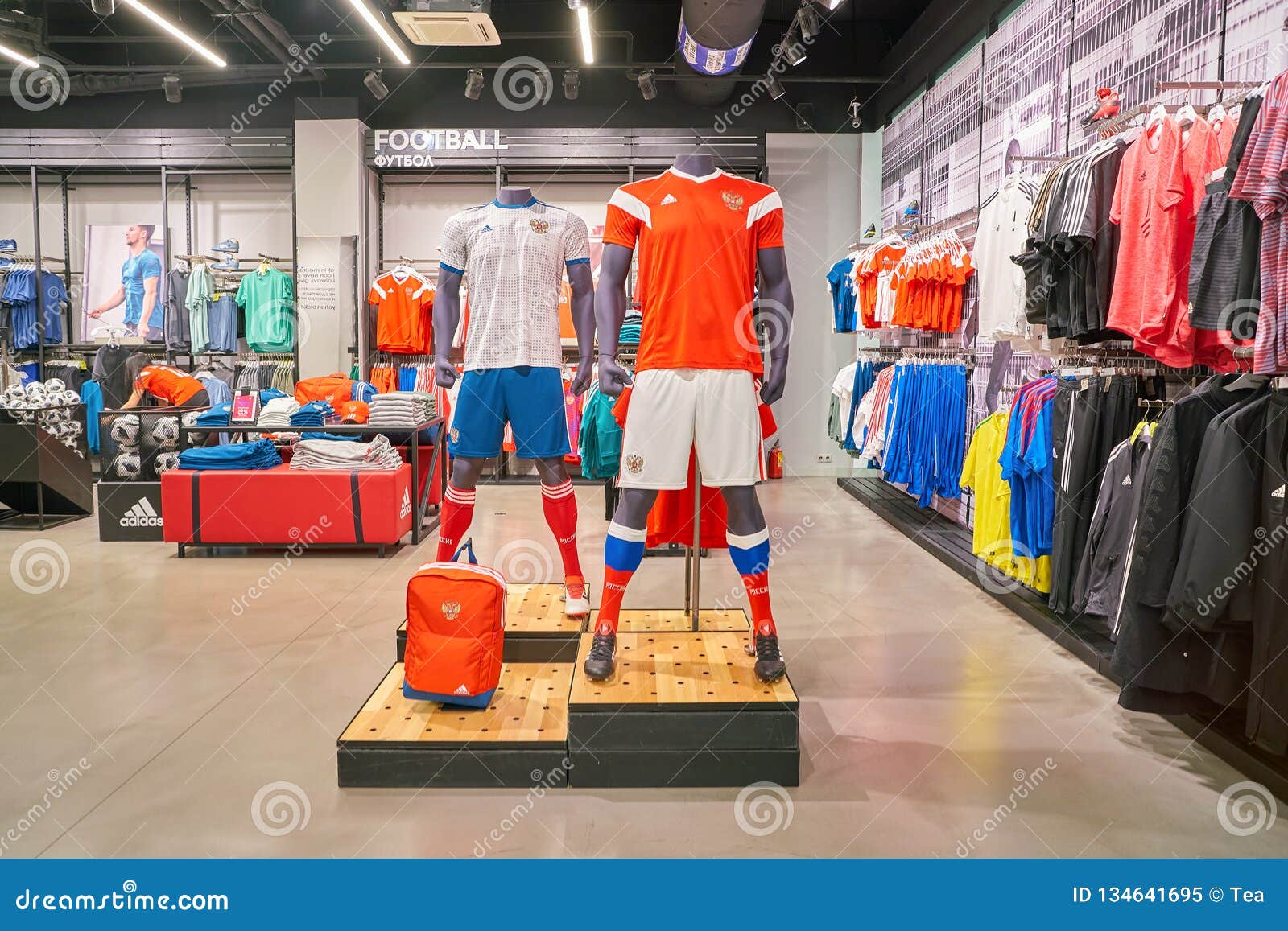 adidas store saint petersburg