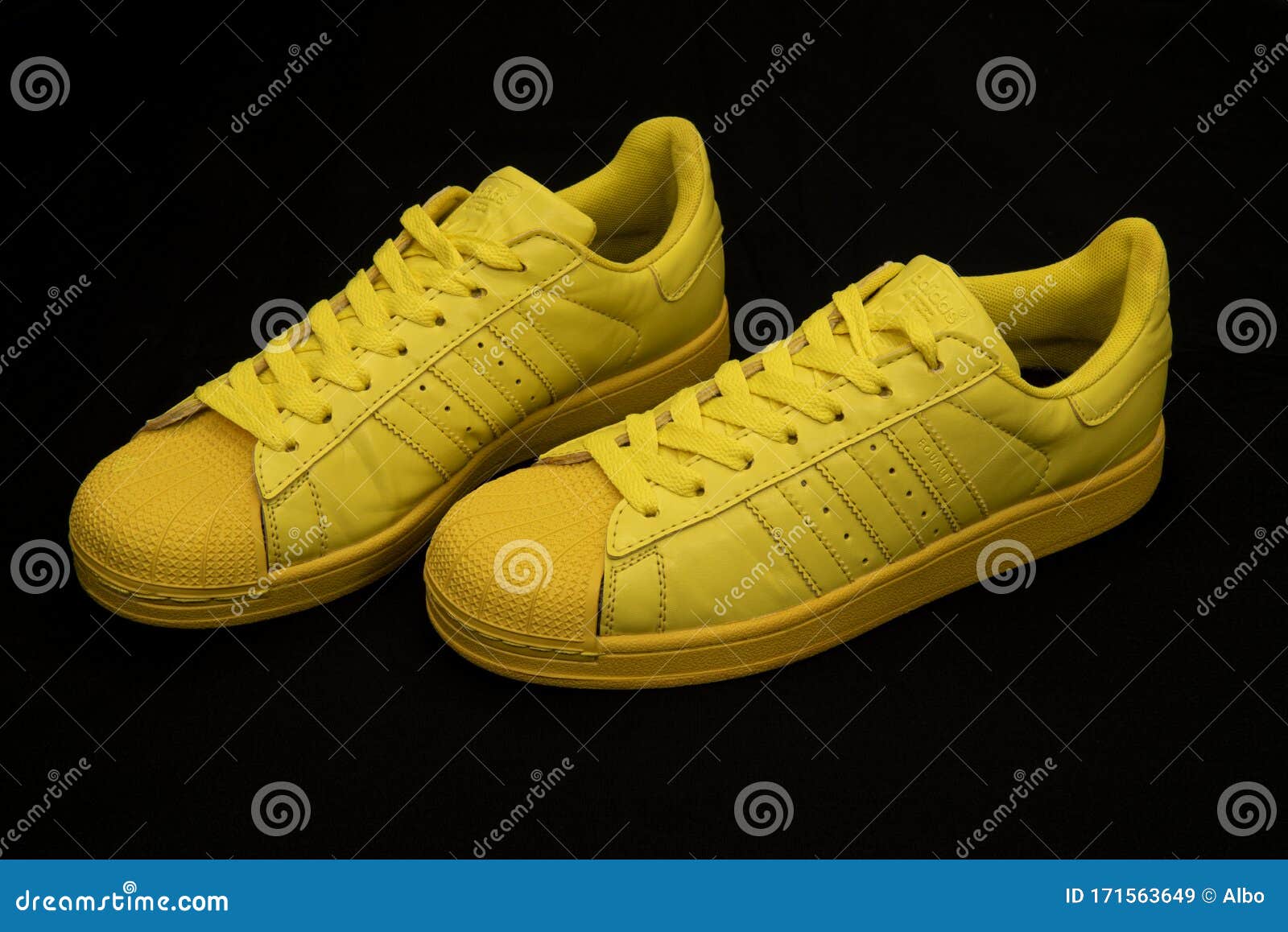 Adidas Superstar Pharrell Williams Yellow Editorial Image - Image of fitness, adidas: 171563649