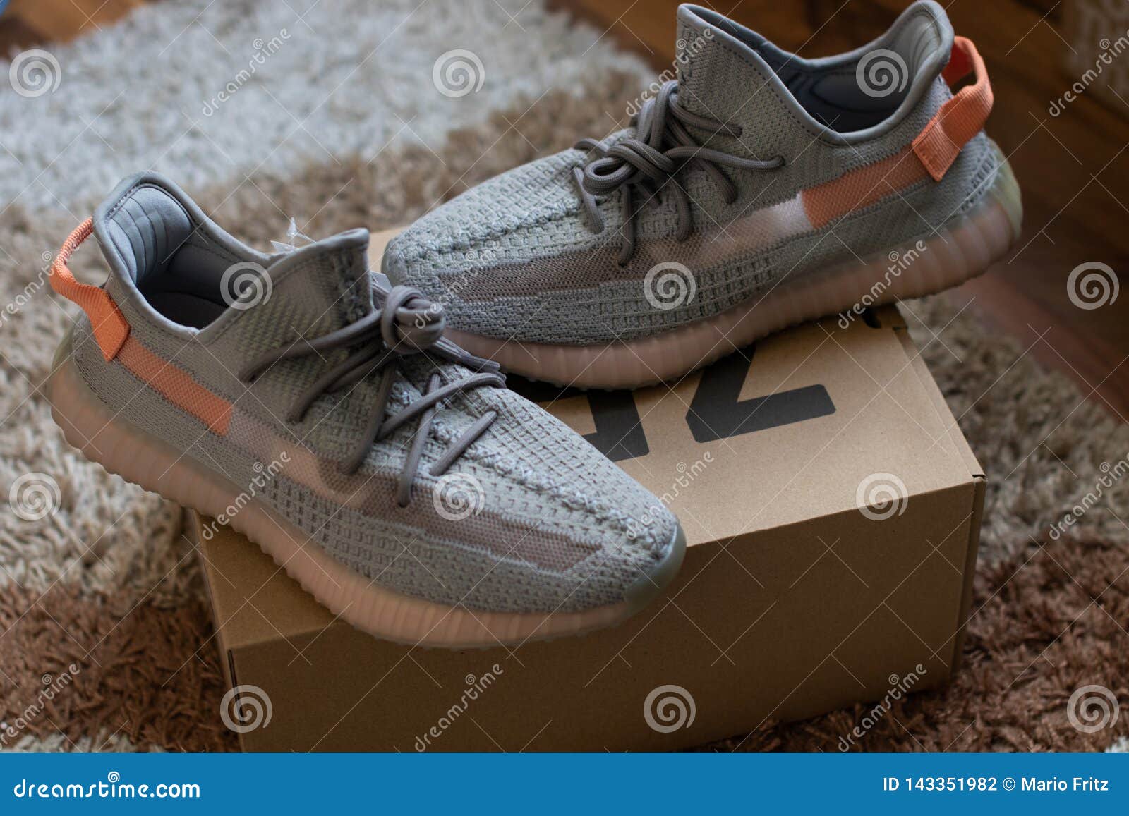 Adidas Yeezy Boost 350 V2 Trfrm True Form Standing On The 350 Carton. Released On March 16, 2019 Editorial Photography - Image of malaysia, fashion: 143351982