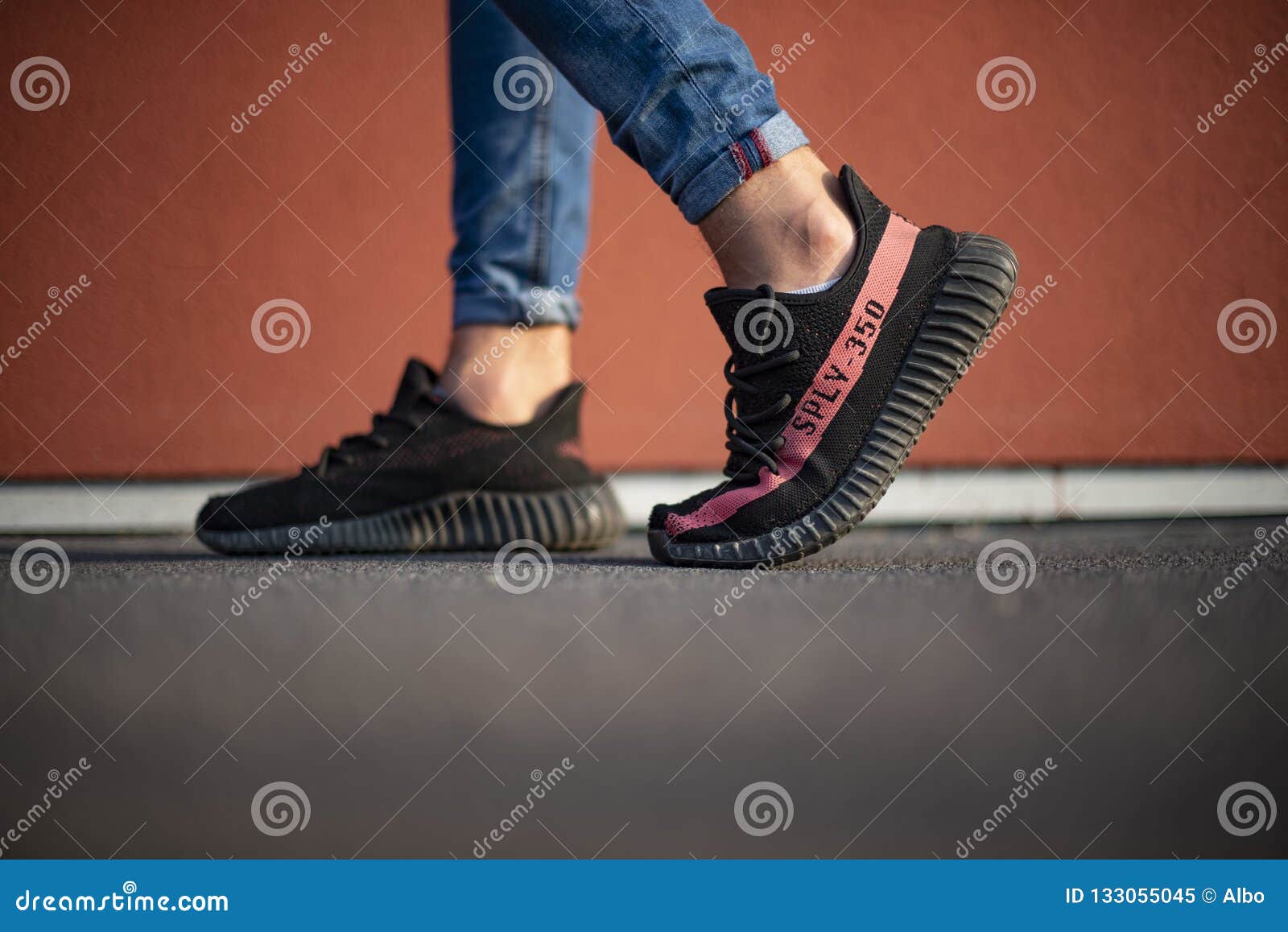 adidas yeezy italy