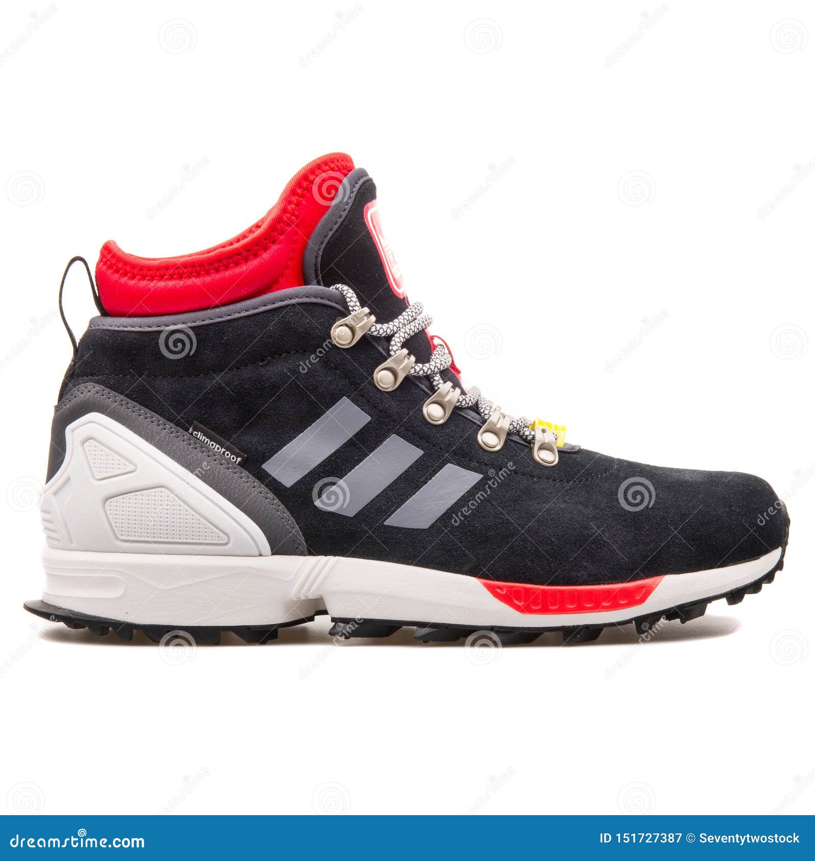 Sølv Utallige Fritagelse Adidas ZX Flux Winter Black, Red and White Sneaker Editorial Photography -  Image of laces, sneaker: 151727387