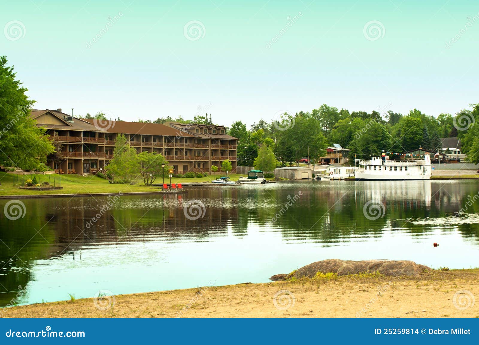Adirondack resort stock photo. Image of york, resorts 25259814