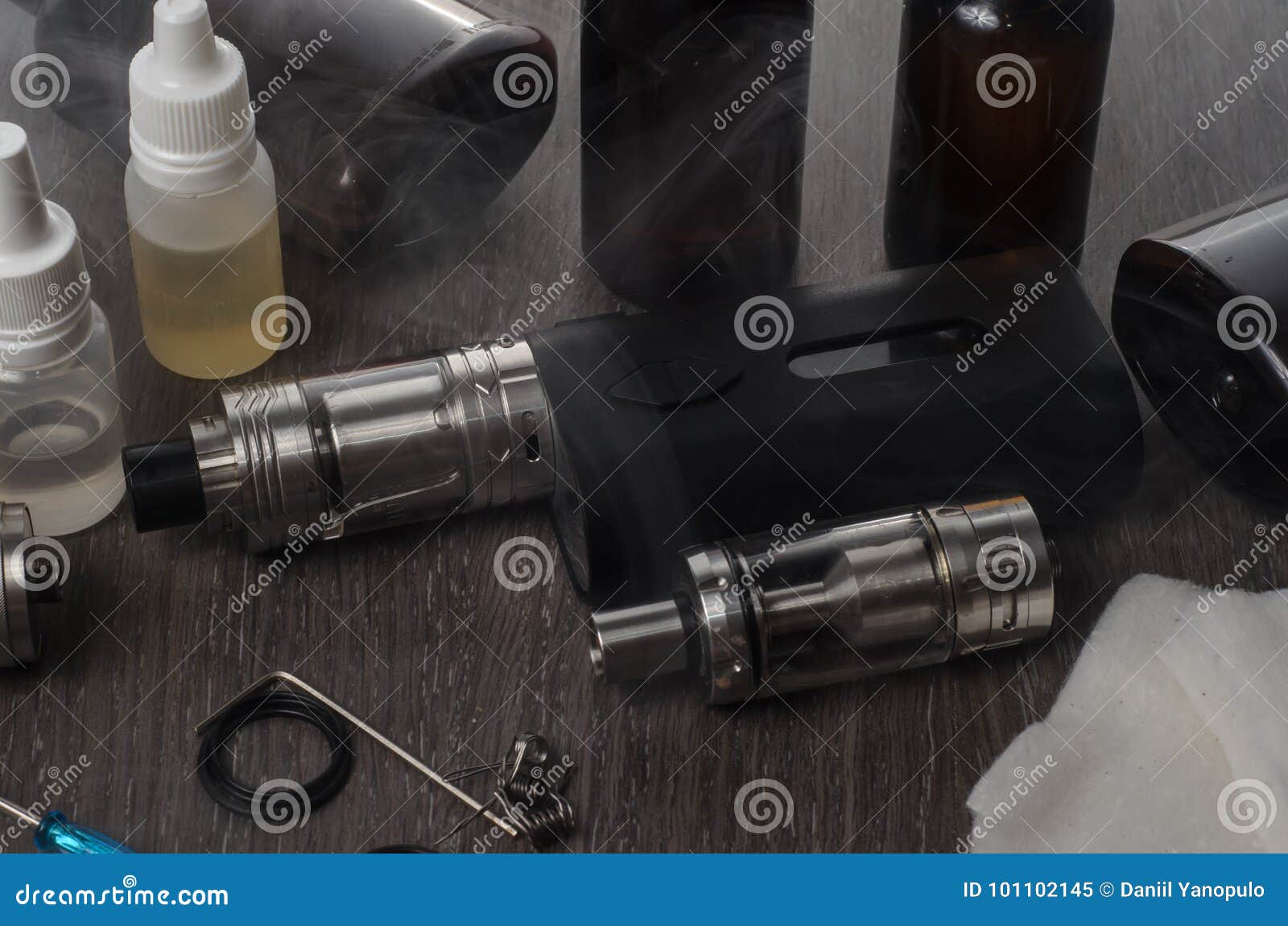 Adjustable Electronic Cigarette, Non Carcinogenic Alternative for