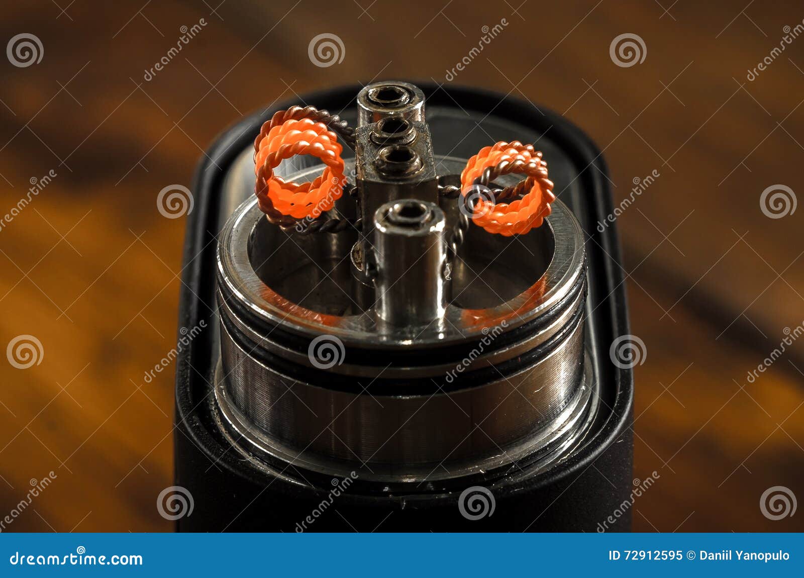 Adjustable Electronic Cigarette, Non Carcinogenic Alternative for