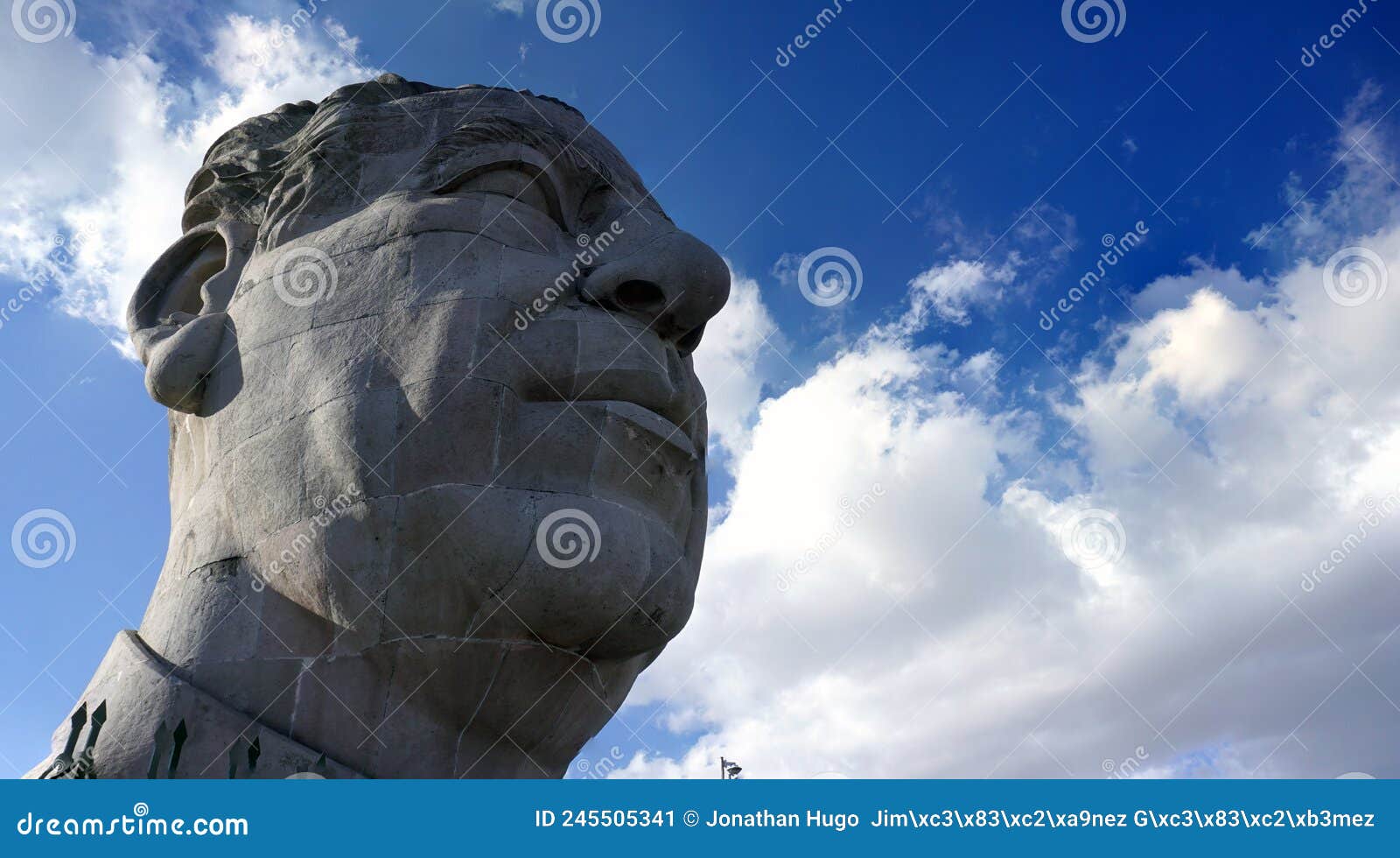 adolfo lopez mateos head monument