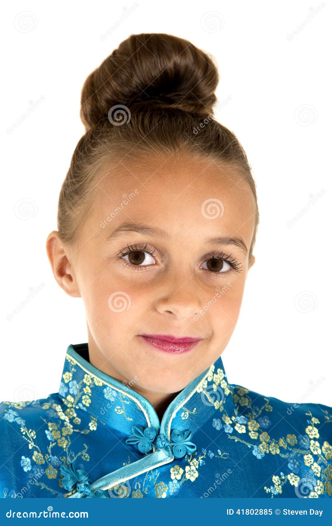 181 Chinese Bun Hair Photos and Premium High Res Pictures  Getty Images