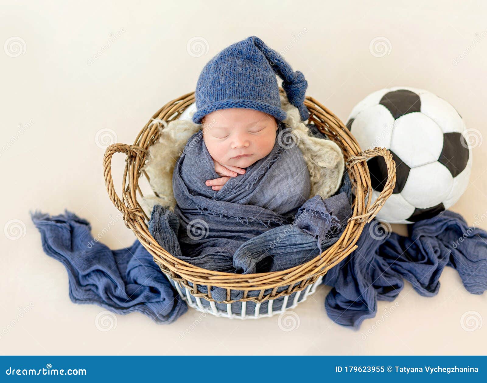 Adorable newborn in basket stock image. Image of peaceful 179623955