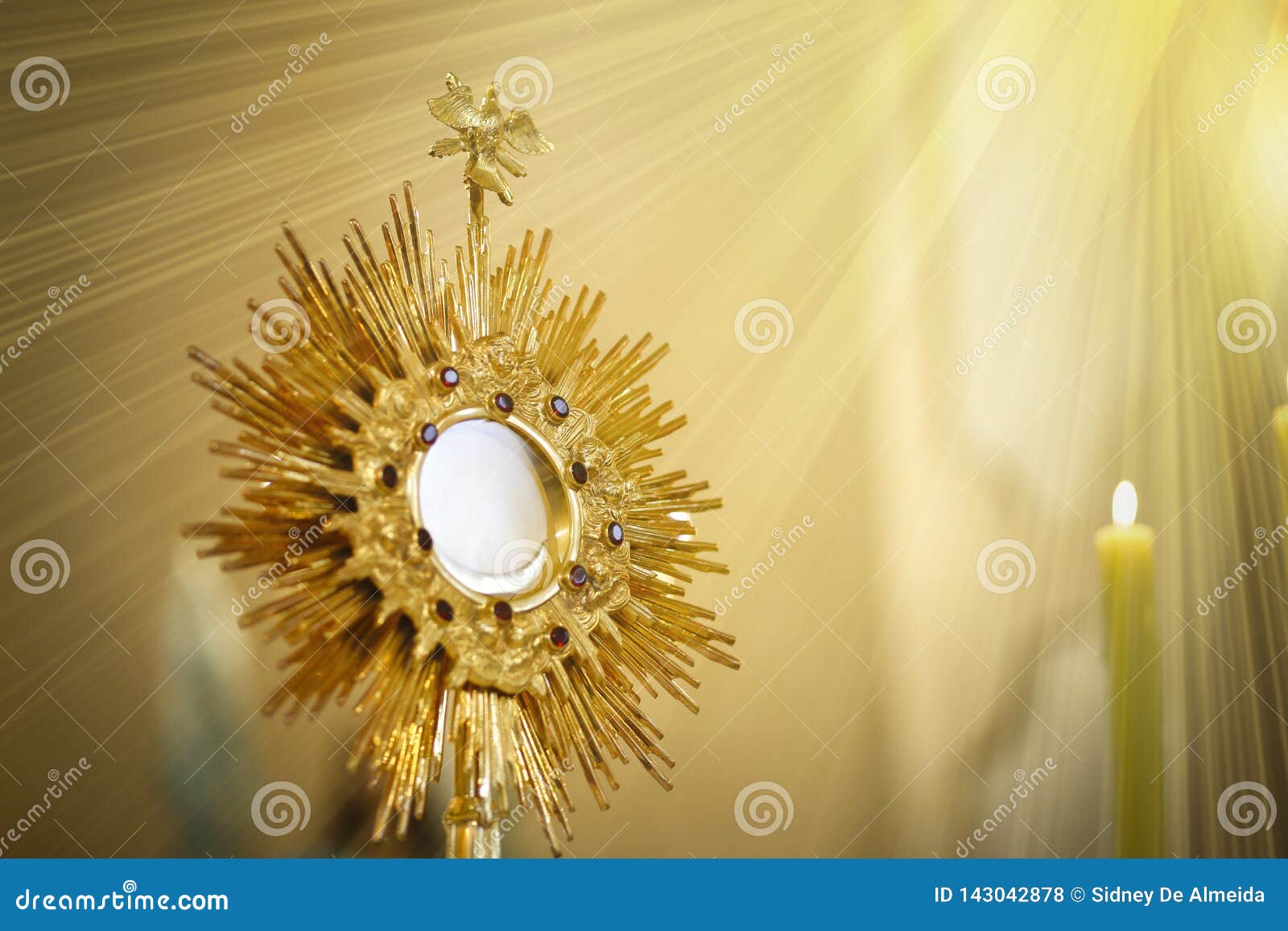 Cosa Si Festeggia Oggi Nella Chiesa Cattolica Adorazione Nella Chiesa Cattolica - Corpus Christi Di Ostensorial