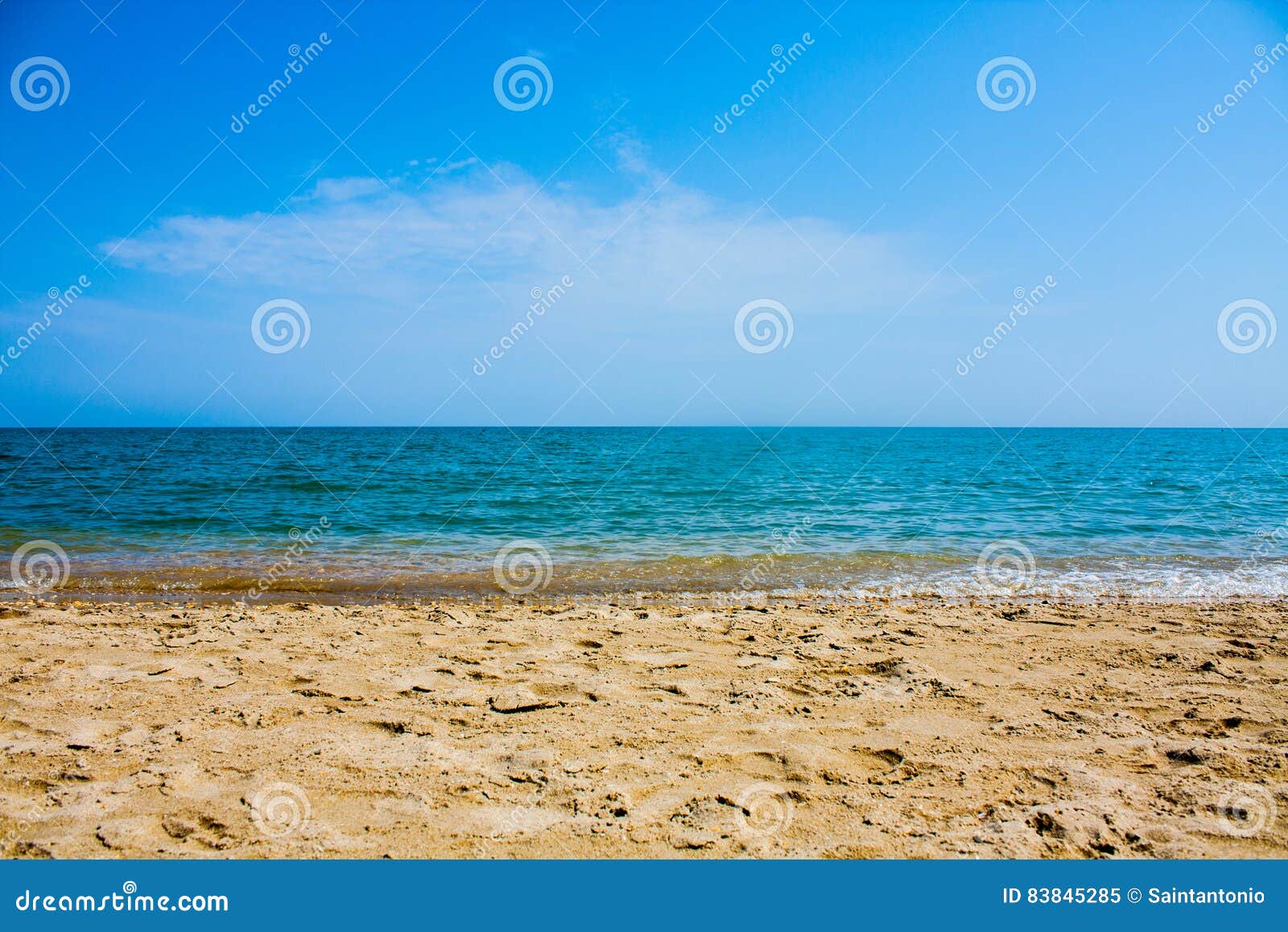 Adriatic Sea Coast View. Seashore of Italy, Summer Sandy Beach with ...