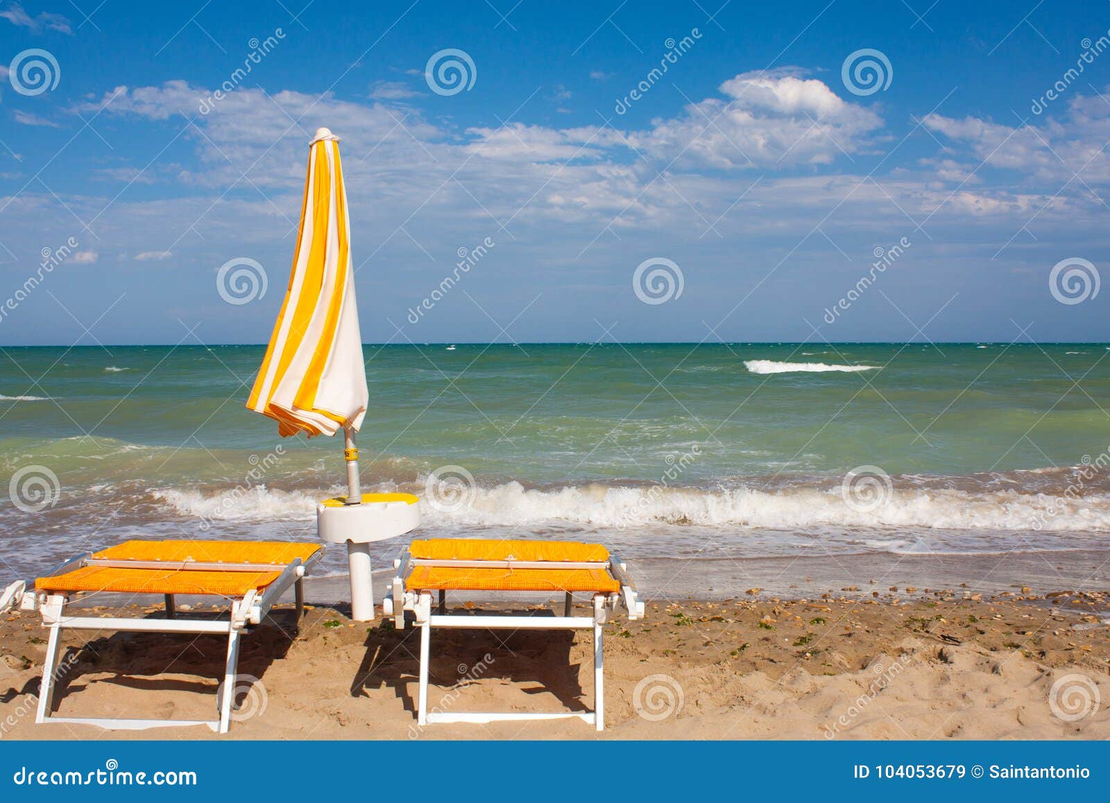 Adriatic Sea Coast View. Seashore of Italy, Summer Umbrellas on Sandy ...