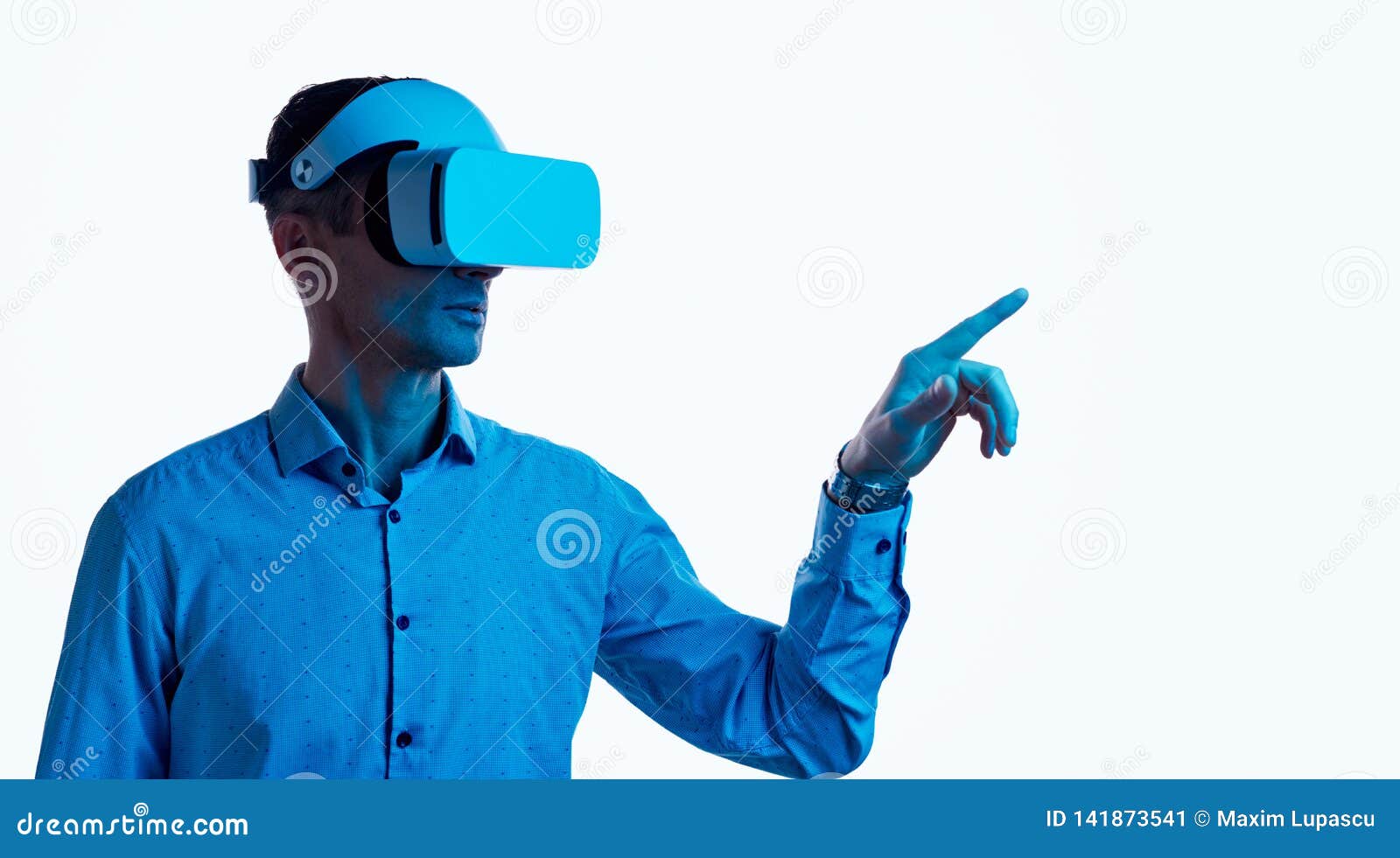 Adult Male Interacting With Virtual Reality Stock Image Image Of Gesture Goggles 141873541 