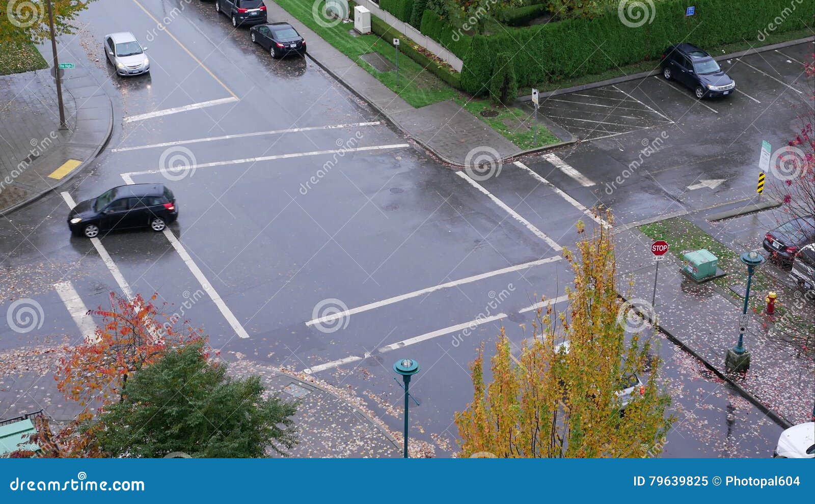 Aerial View Of Four Way Traffic Flow And Pedestrians Crossing The Street Stock Video Video Of Commercial Outdoor Aerial View Of Four Way Traffic Flow And Pedestrians Crossing The Street Stock Video Video Of Commercial Outdoor