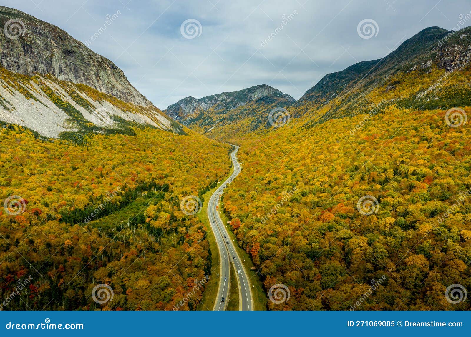 Peak Fall Foliage in New Hampshire S White Mountains Stock Image