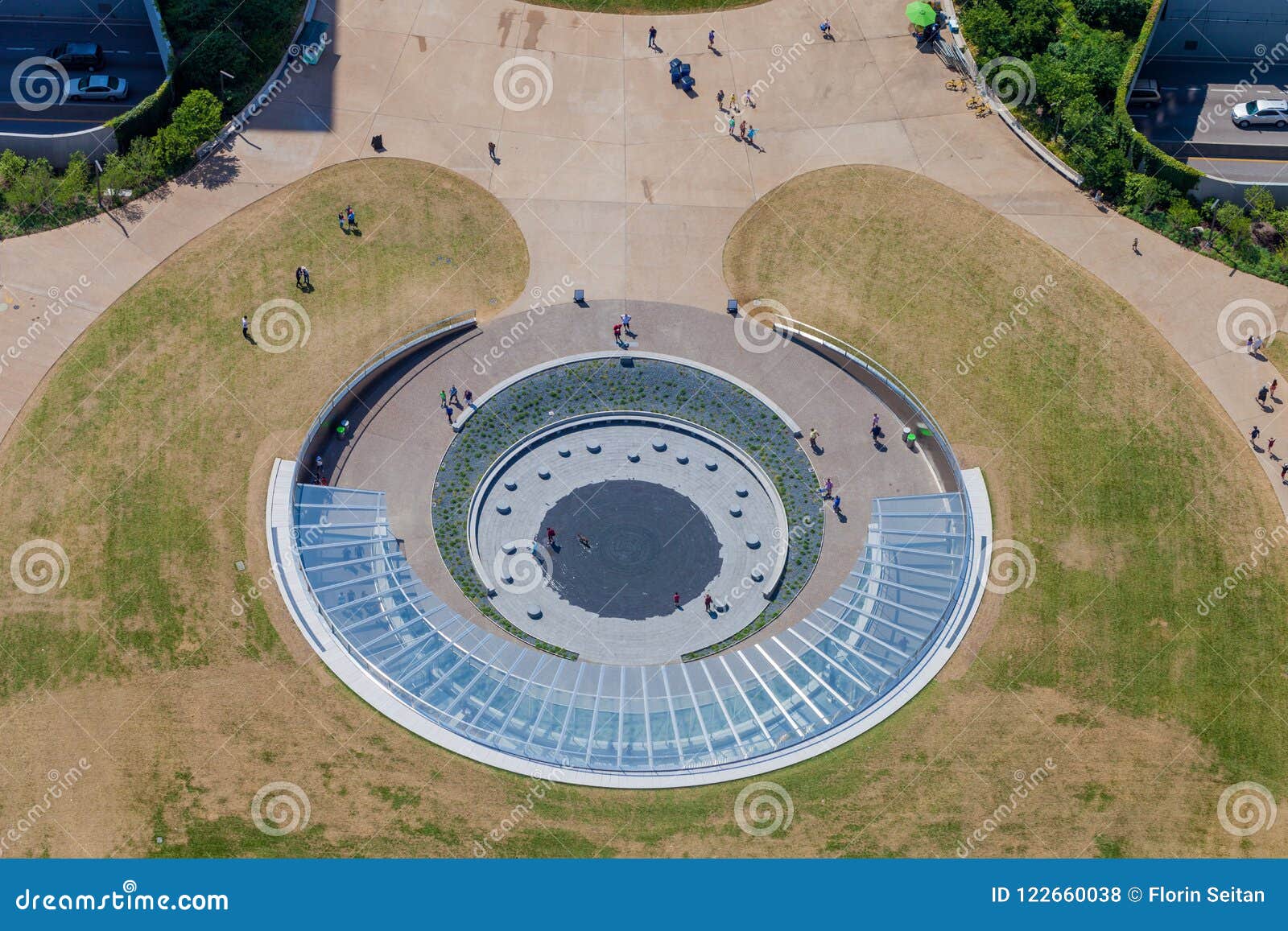 Aerial View Of The Gateway Arch Entrance In St. Louis, Missouri Editorial Stock Photo - Image of ...