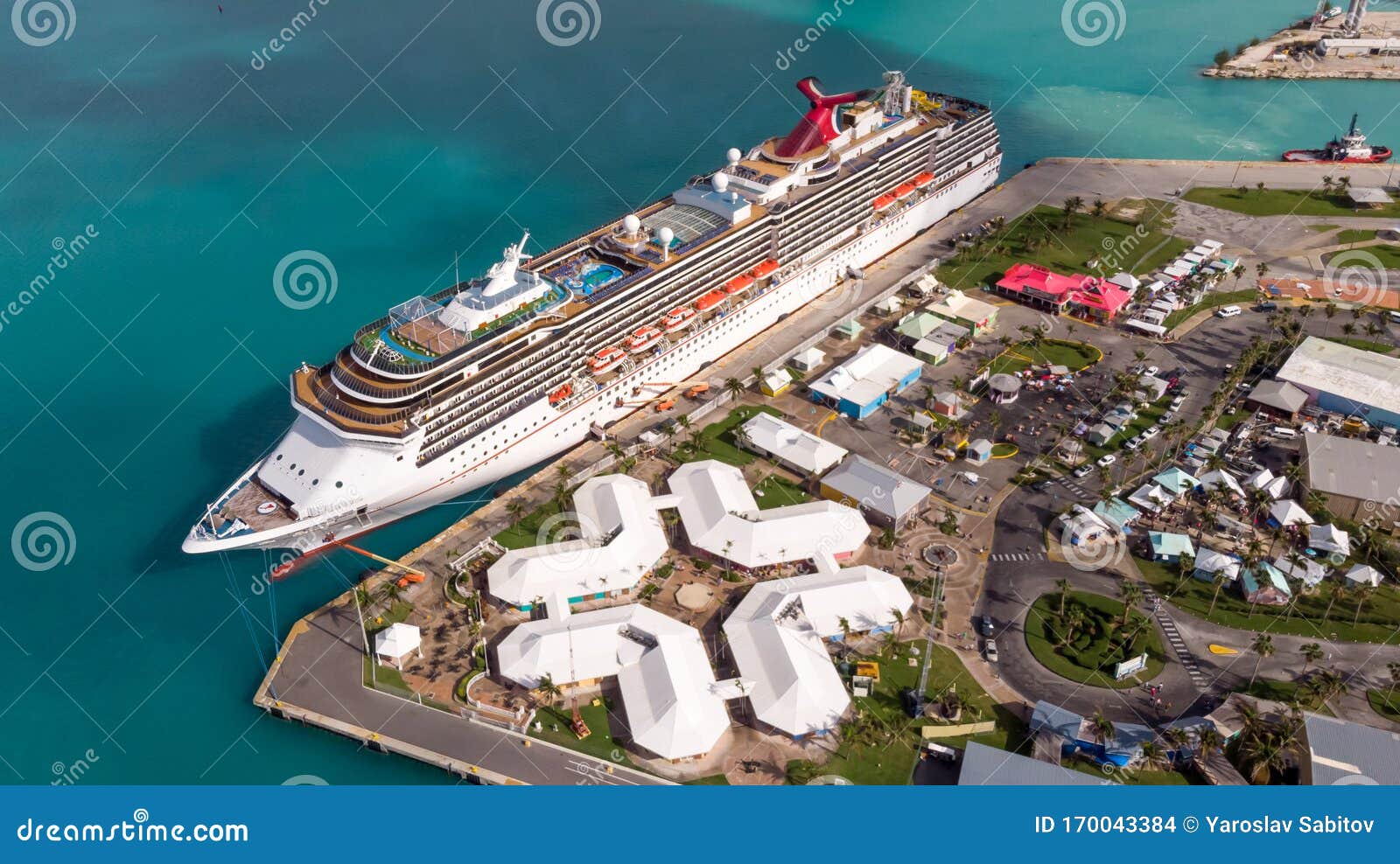 grand bahama island cruise ships