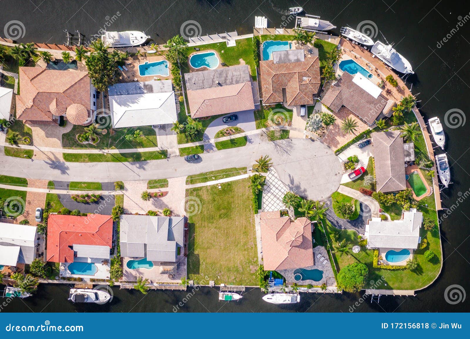 aerial view of lighthouse point, florida