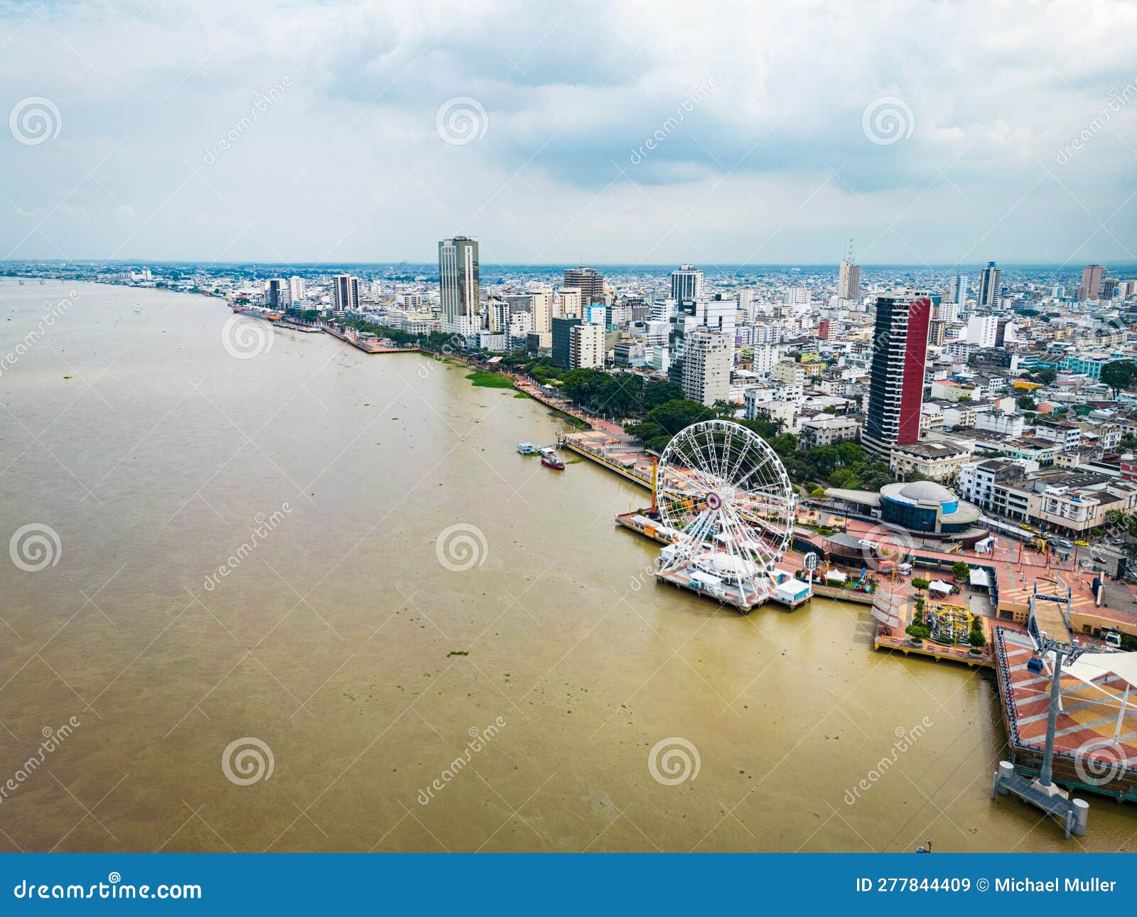 aerial view of malecon simon bolivar in guayaquil