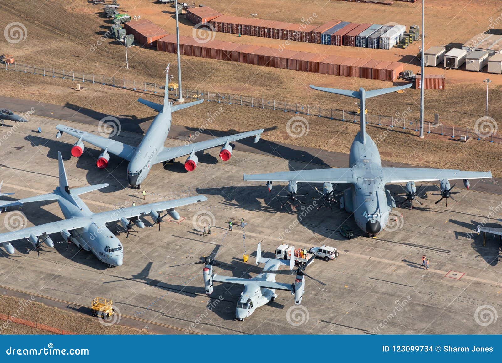 antydning Samle civilisere 232 Australian Airforce Photos - Free & Royalty-Free Stock Photos from  Dreamstime