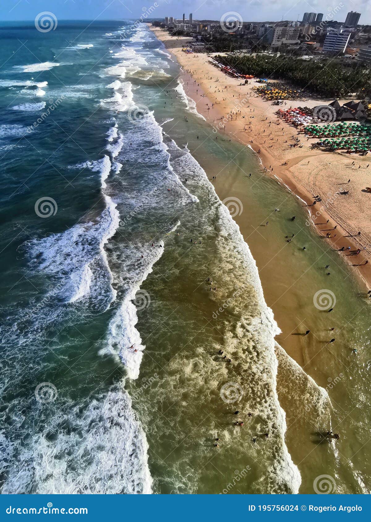 aerial view of praia do futuro beach, fortaleza, cearÃÂ¡ brazil