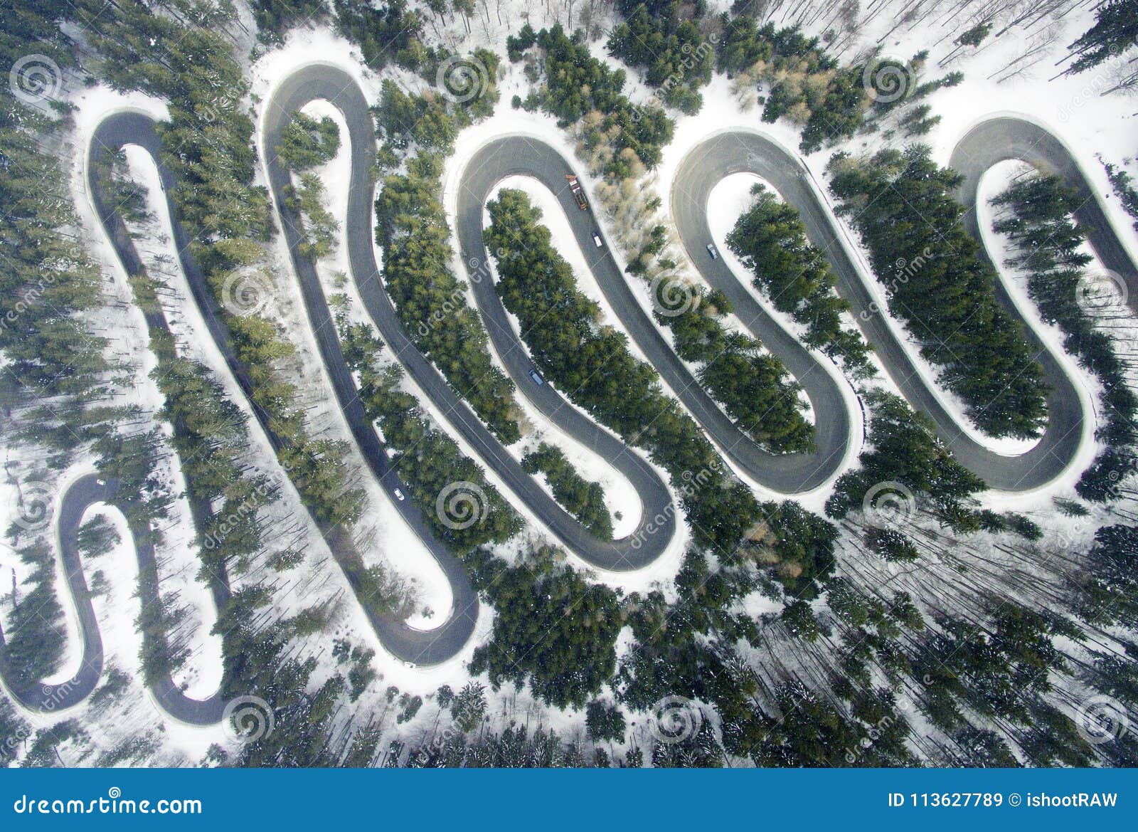 aerial view of a snake road in cheia