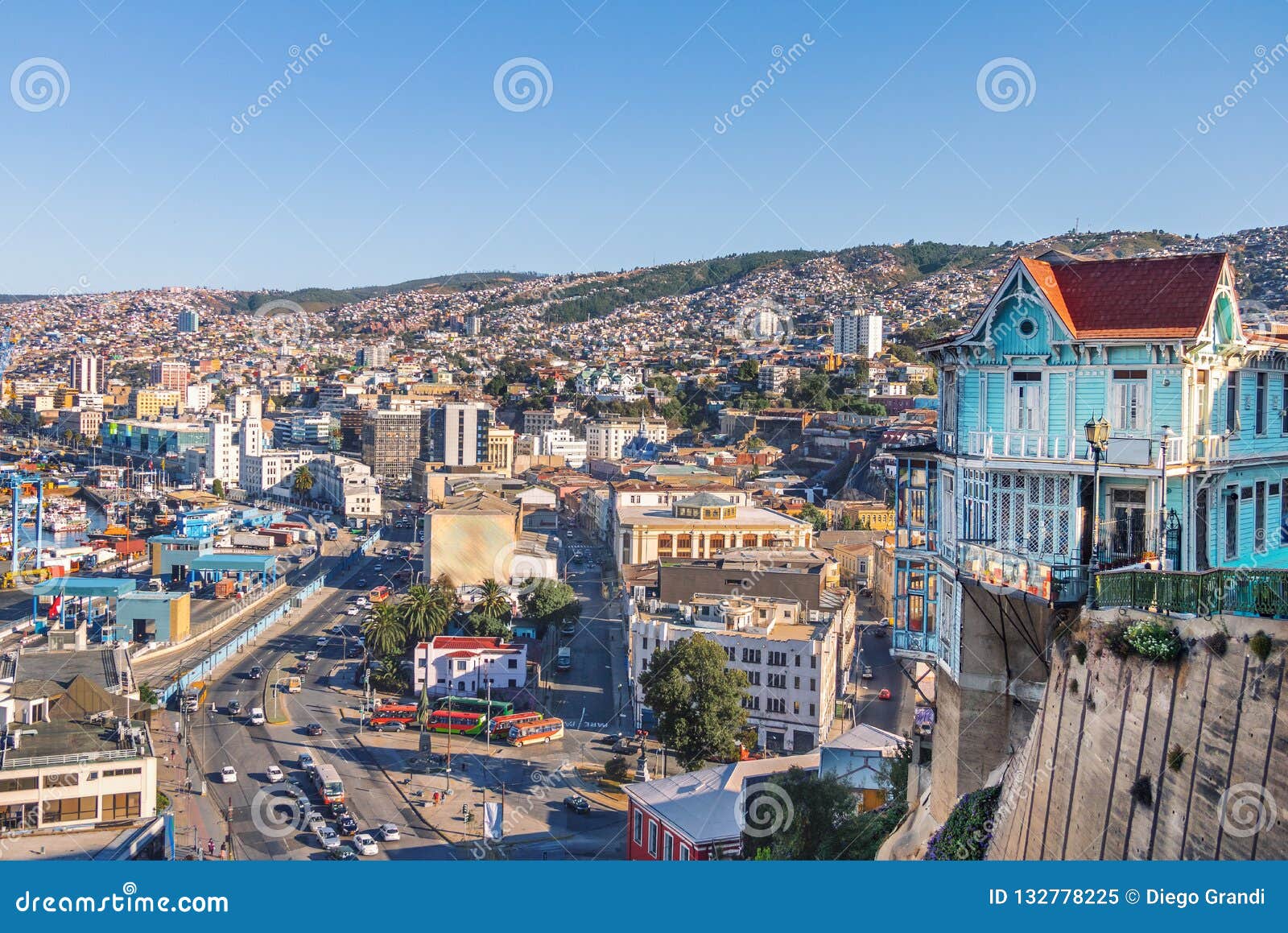 aerial view of valparaiso from cerro artilleria hill - valparaiso, chile