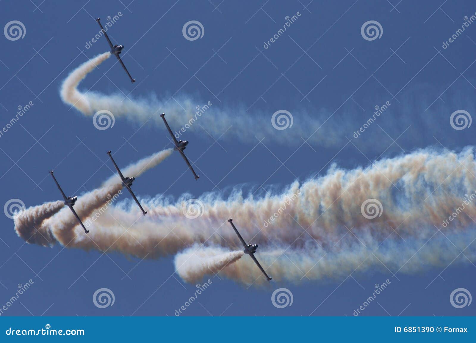 aerobatic jet planes