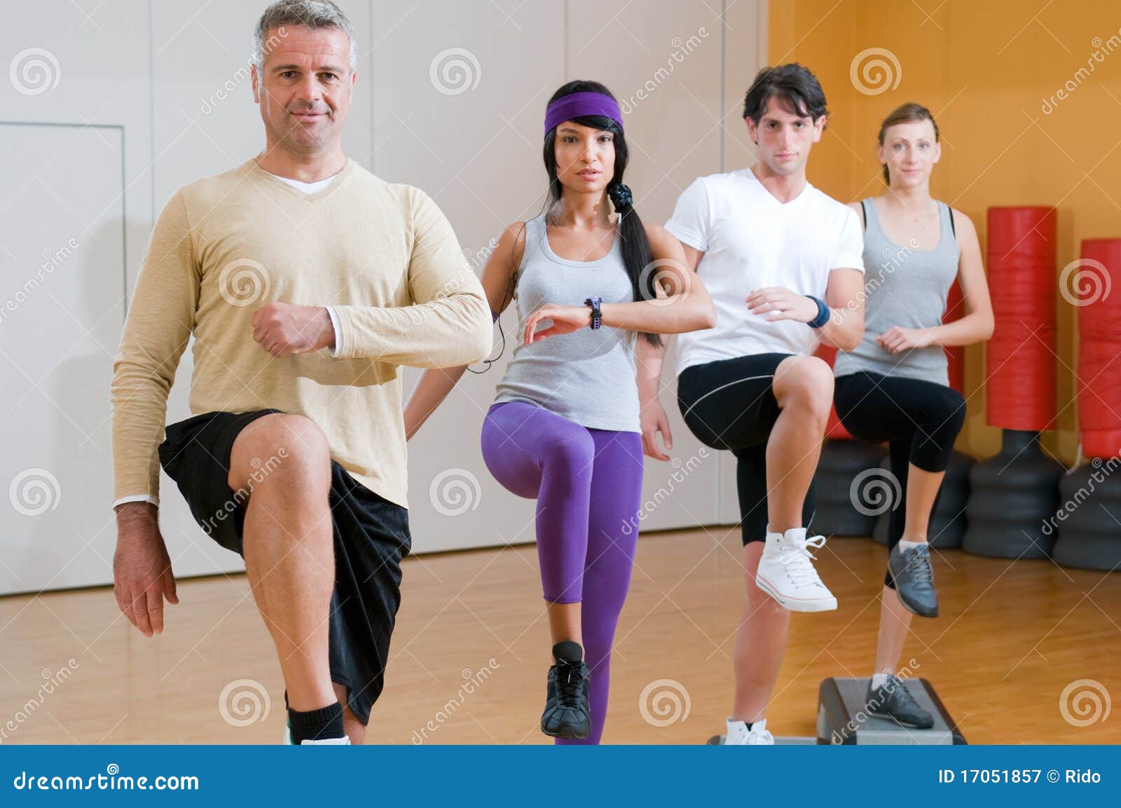 aerobic exercises at gym