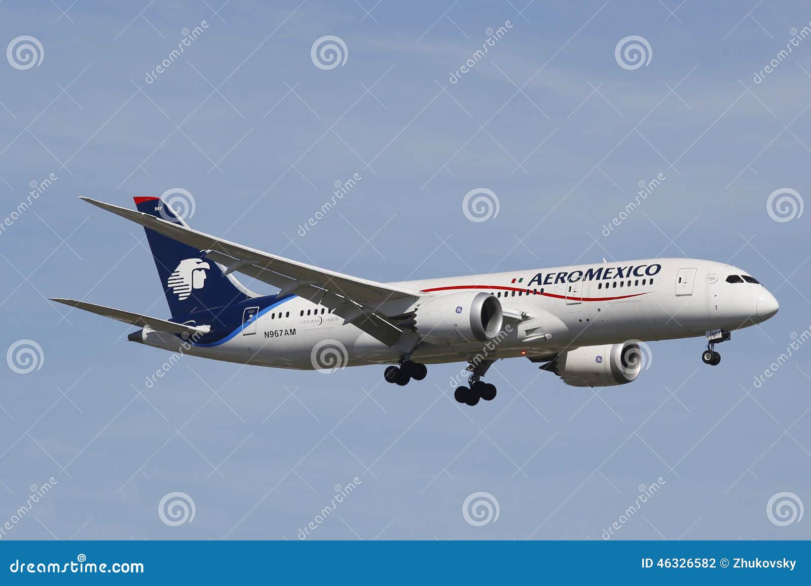 Aeromexico Boeing 787 Dreamliner In New Yorkhimmel Vor Der