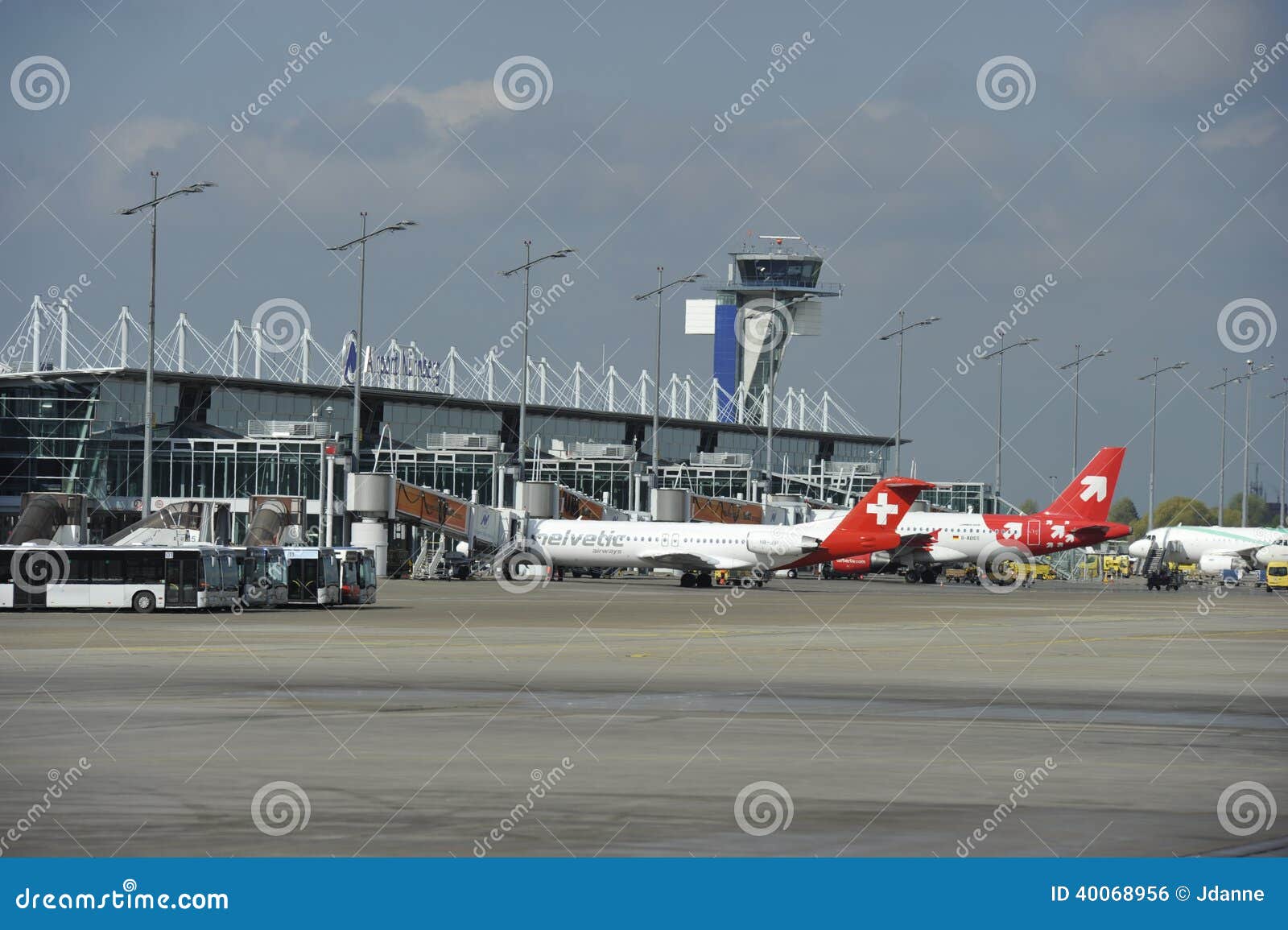 aeropuerto-nuremberg-alemania-foto-editorial-imagen-de-nuremberg