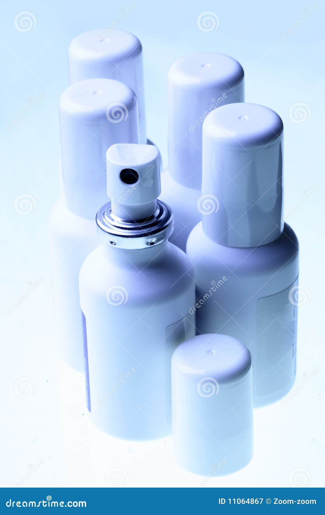 Aerosol cans with drugs stock image. Image of device 11064867