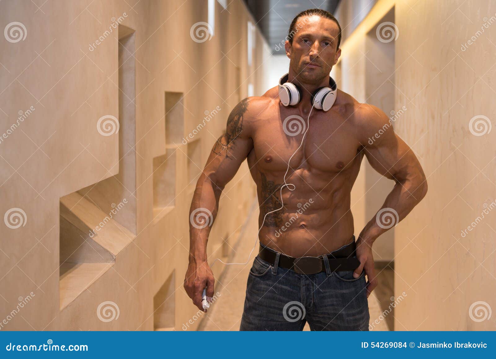 10,672 Aesthetic Body Male Images, Stock Photos, 3D objects, & Vectors |  Shutterstock