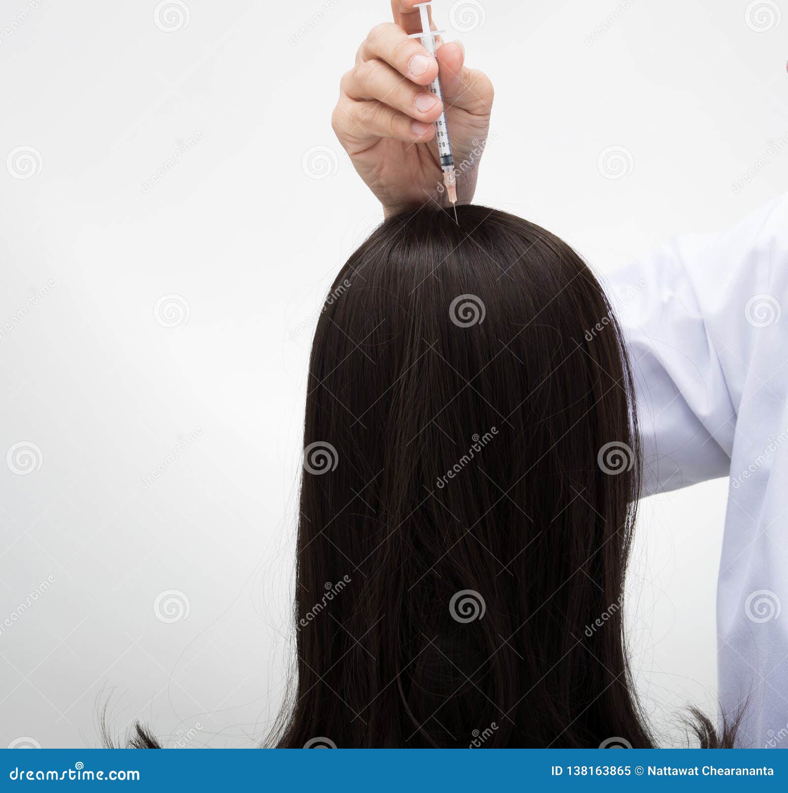 Doctor Inject Treatment Serum Vitamins Hair Fall Stock Image - Image of  baldness, doctor: 138163865
