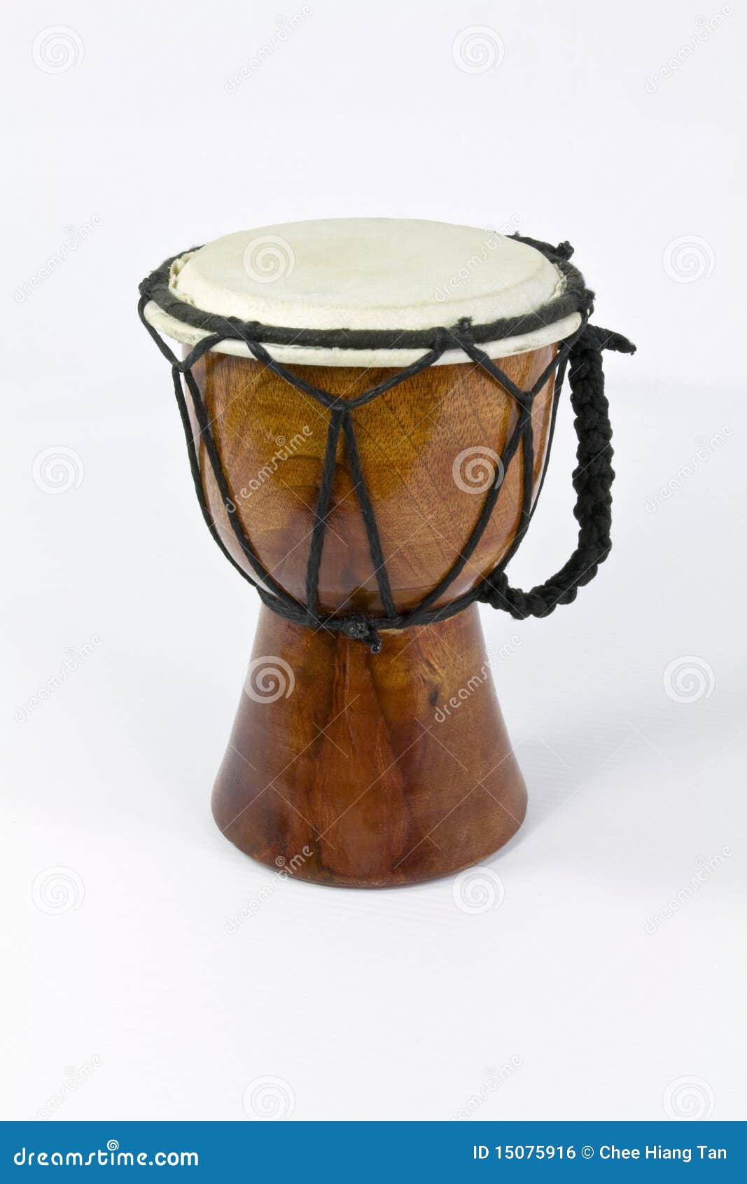 Africaintambour photo stock. Image du goatskin, percussion 15075916