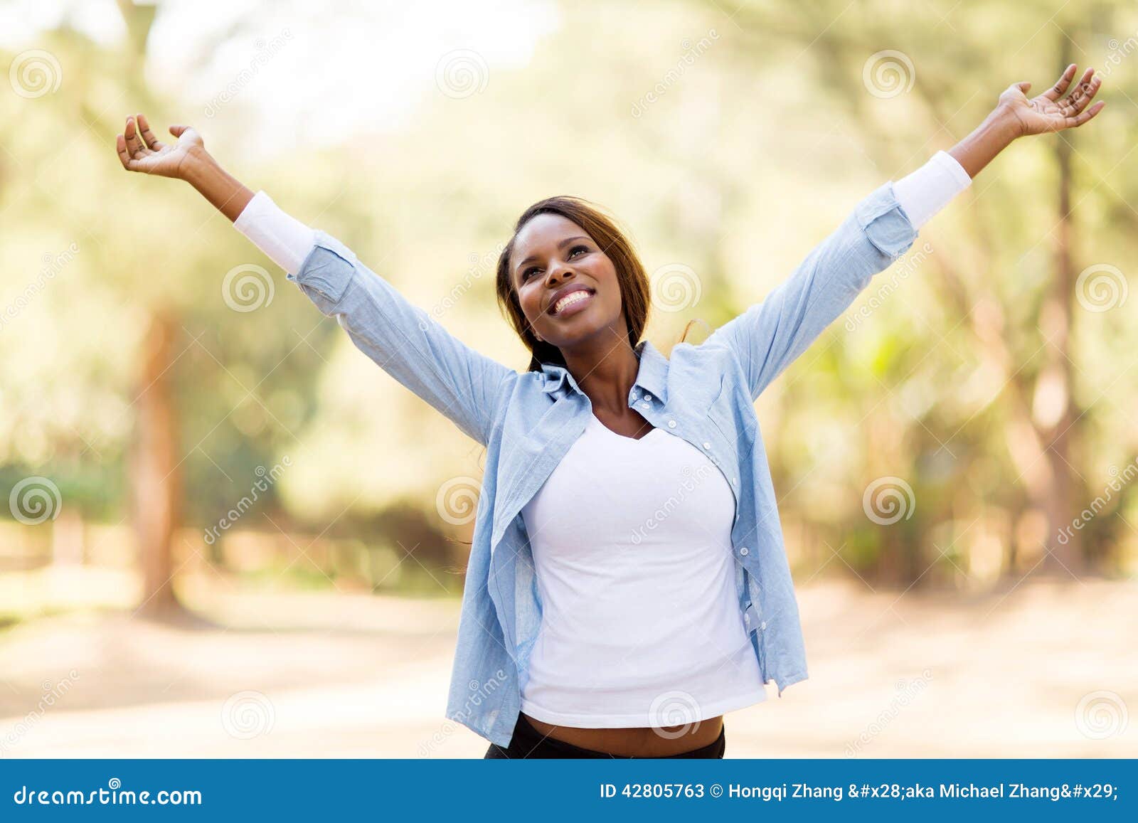450 African Woman Arms Outstretched Stock Photos - Free & Royalty