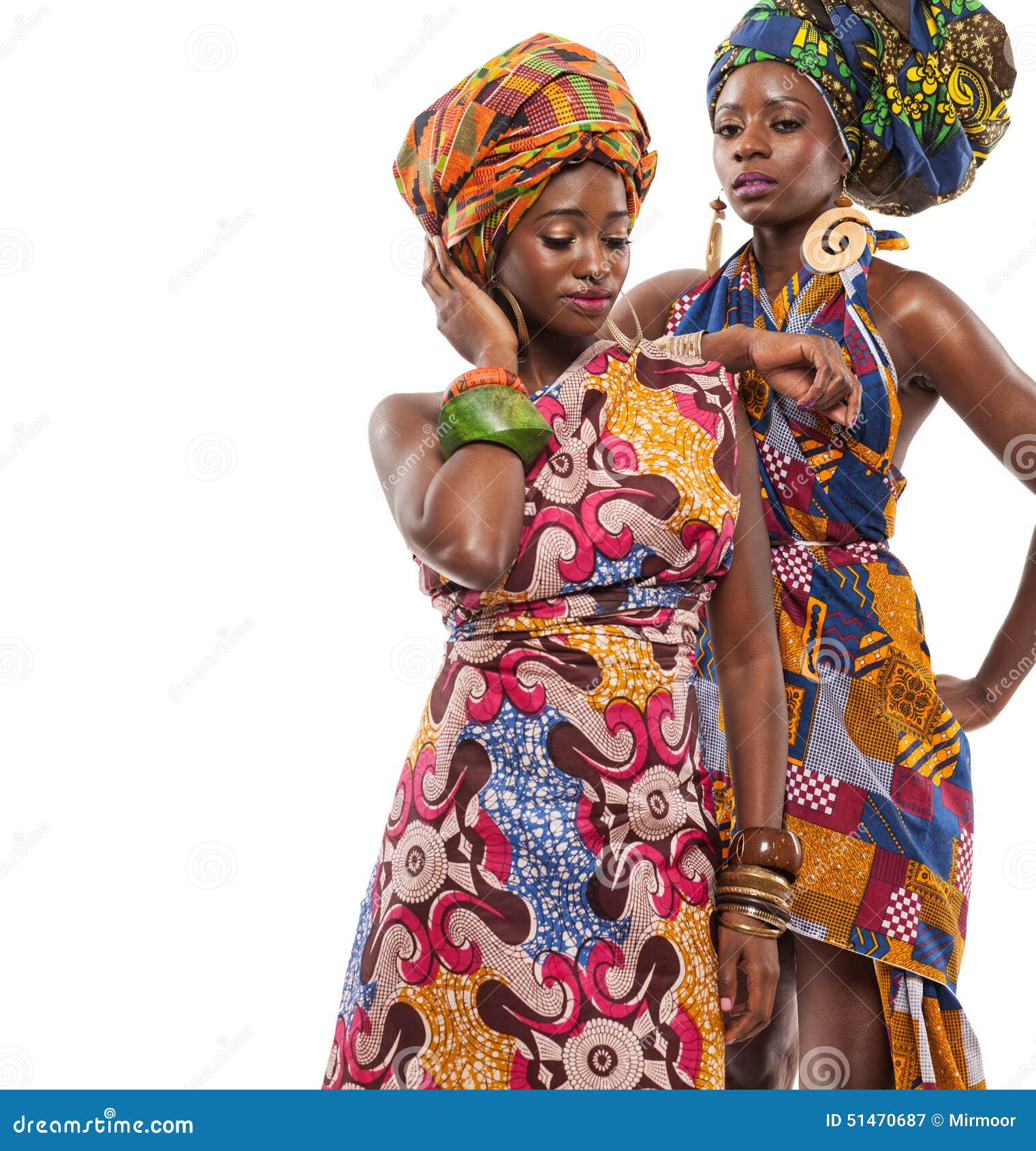 Hectare Visser Gehoorzaamheid Afrikaanse Vrouwelijke Modellen Die in Kleding Stellen Stock Afbeelding -  Image of wijfje, mensen: 51470687