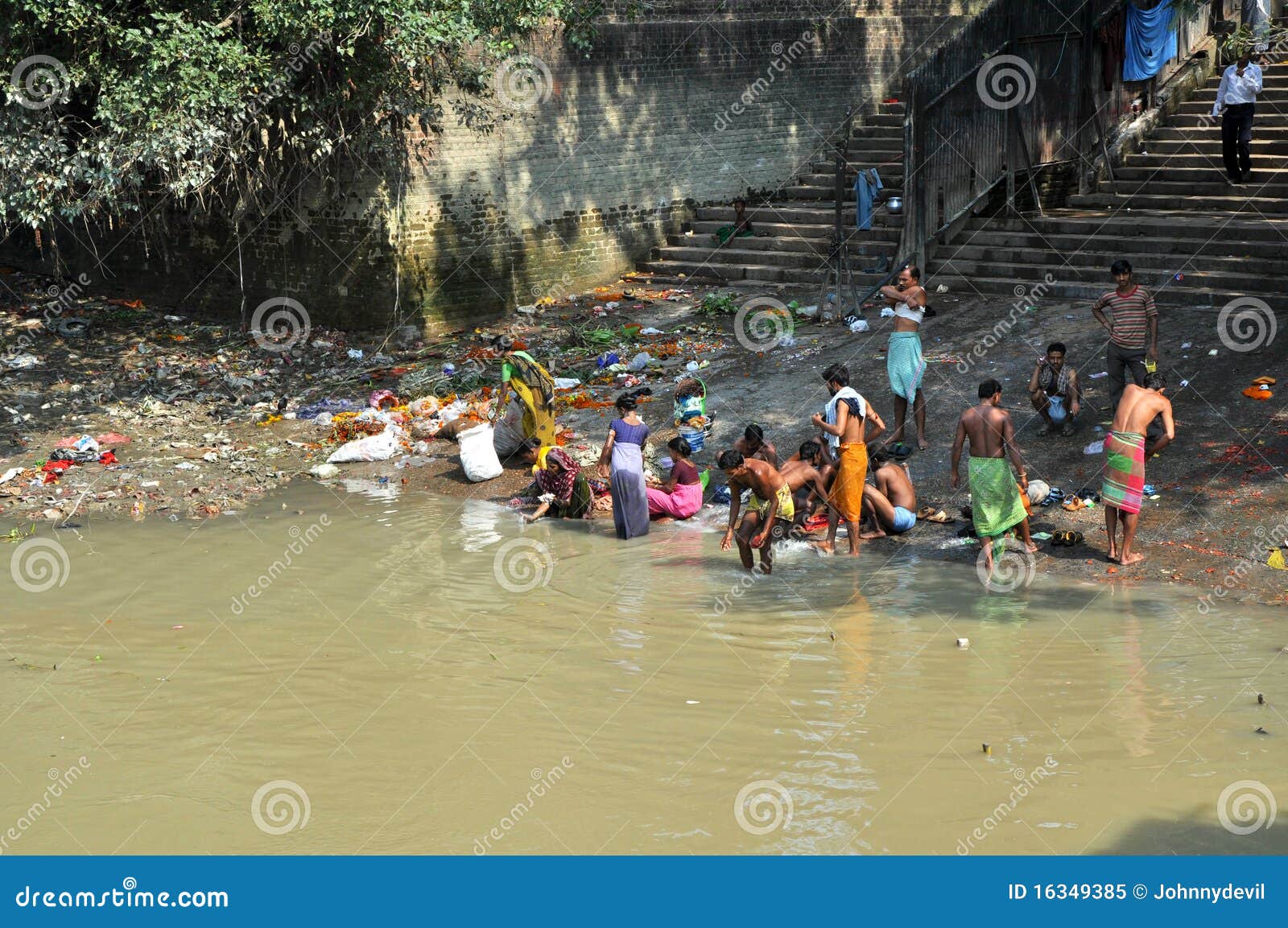 Afternoon Indian Hygiene in Kolkata Editorial Image Image of bridge