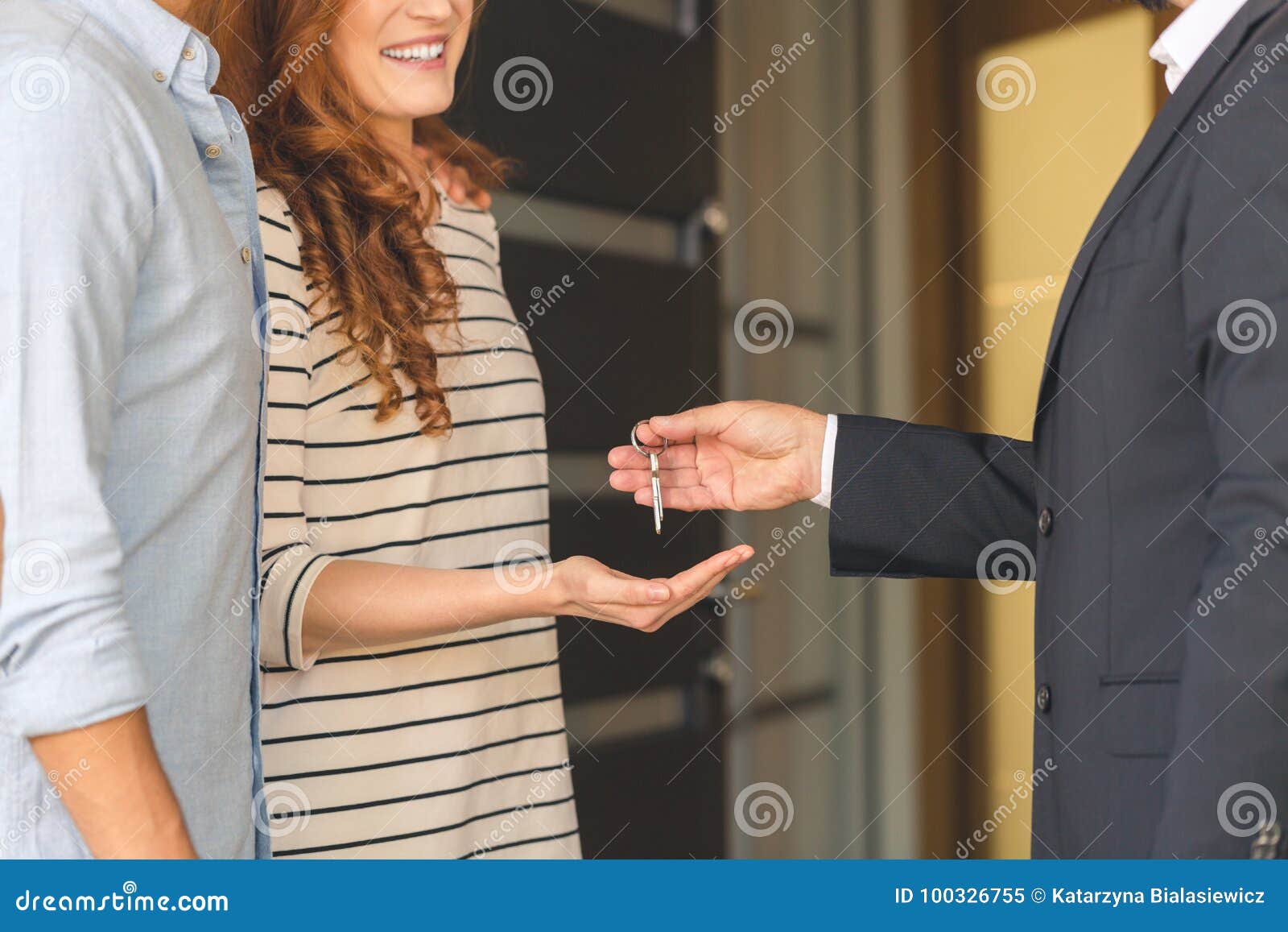 Agent Giving Keys To Woman Stock Image Image Of Give 100326755 