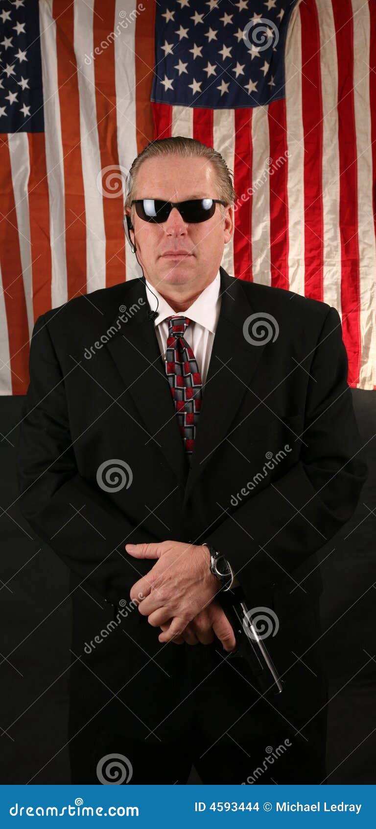 Agente De Servicios Secretos Foto de archivo - Imagen de protector,  celular: 4593444, image size:768x1690