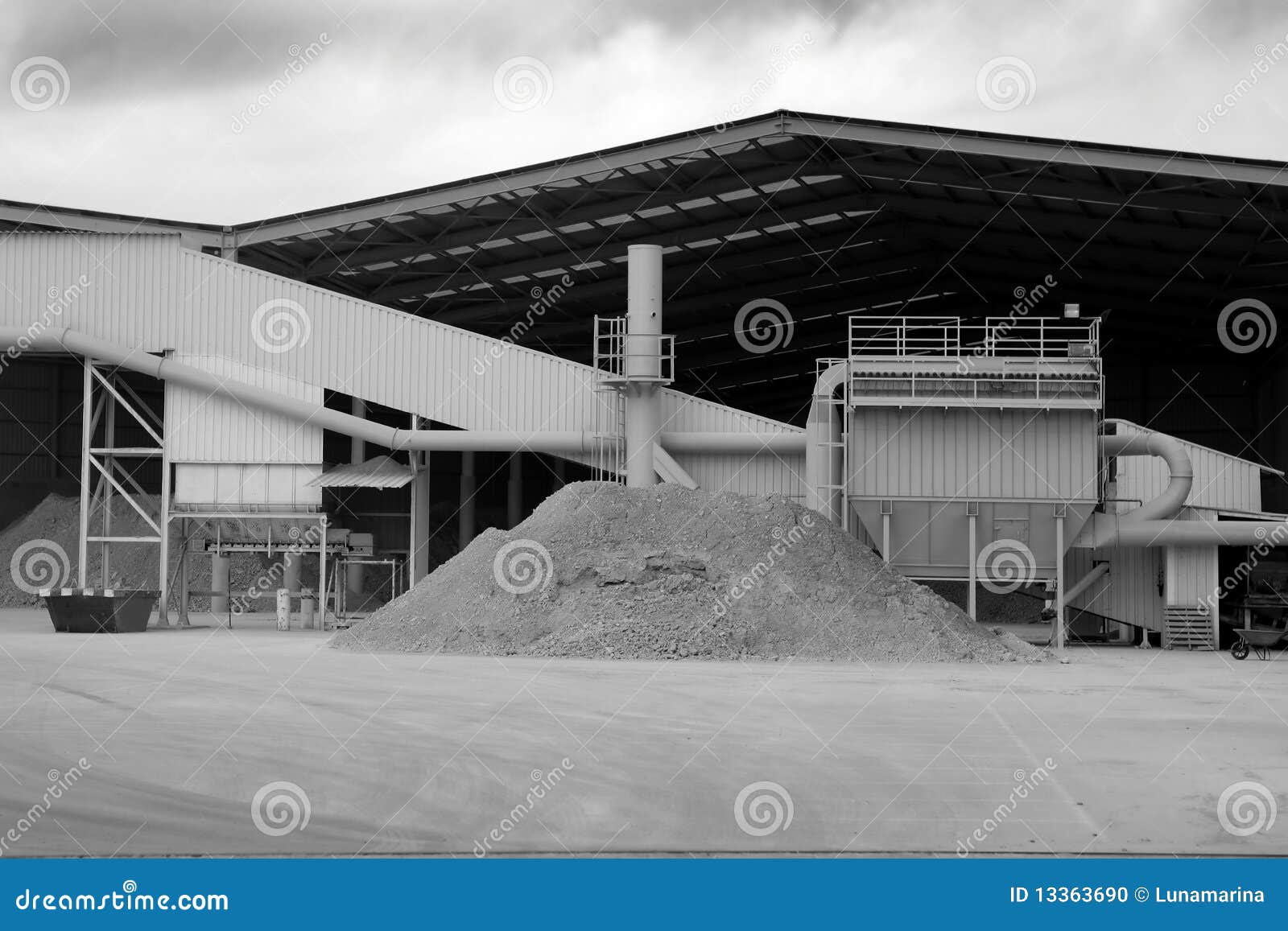 aggregates and gravel stones