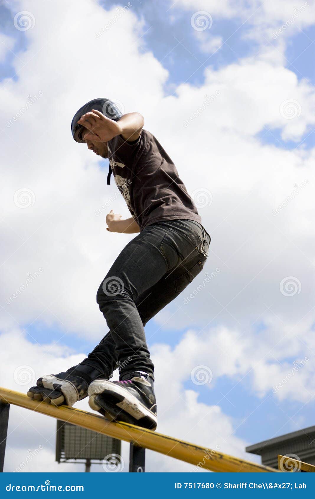 Aggressive Inline Skating (Handrail 