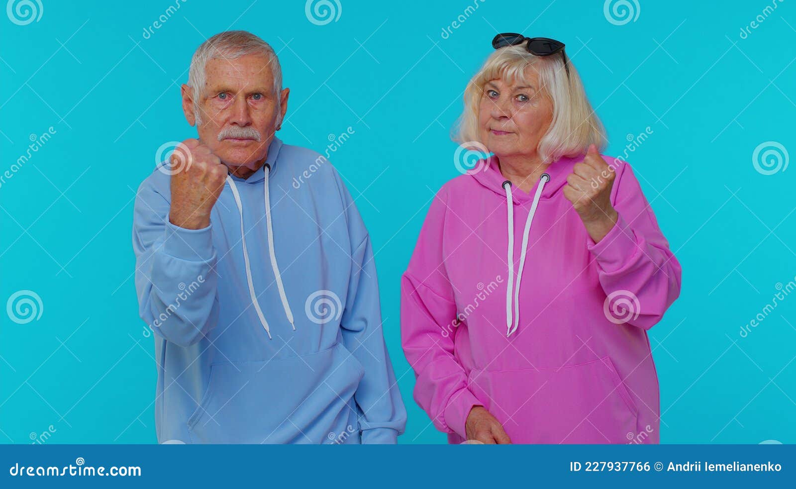 Granny fist