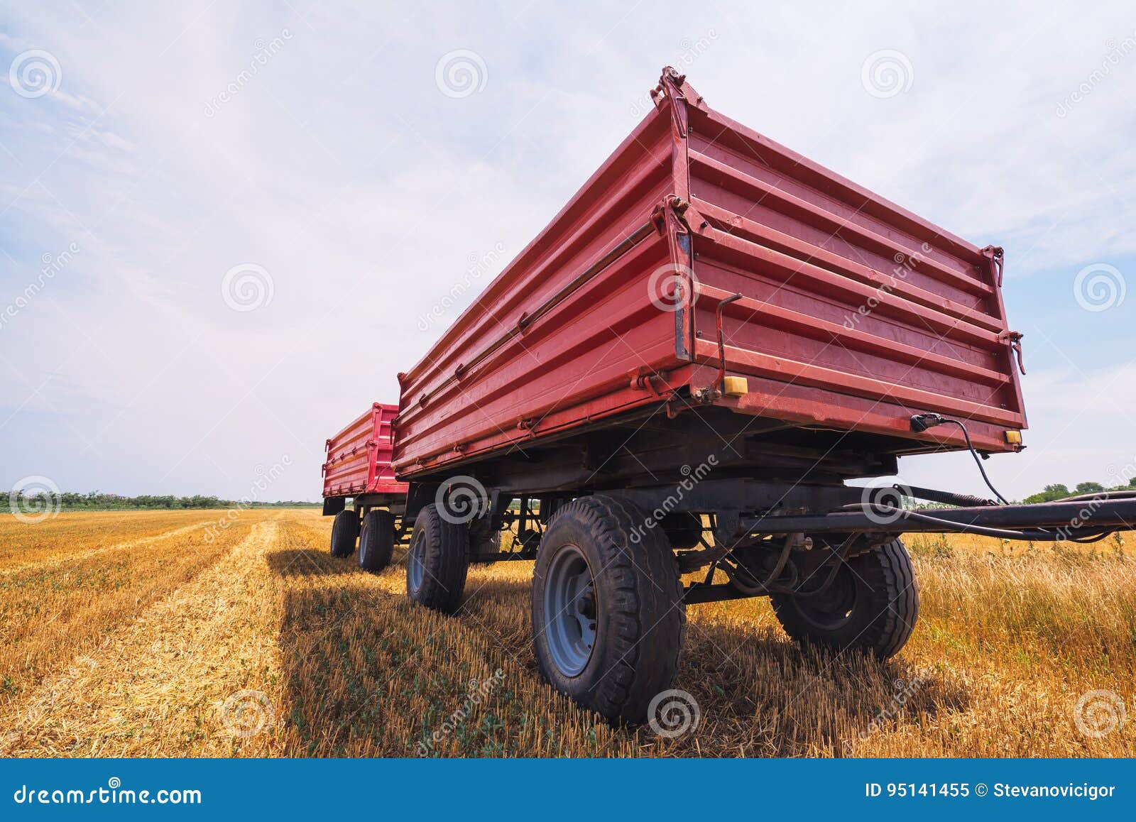 Agricultural Tractor Trailer Stock Image Image of machinery, load