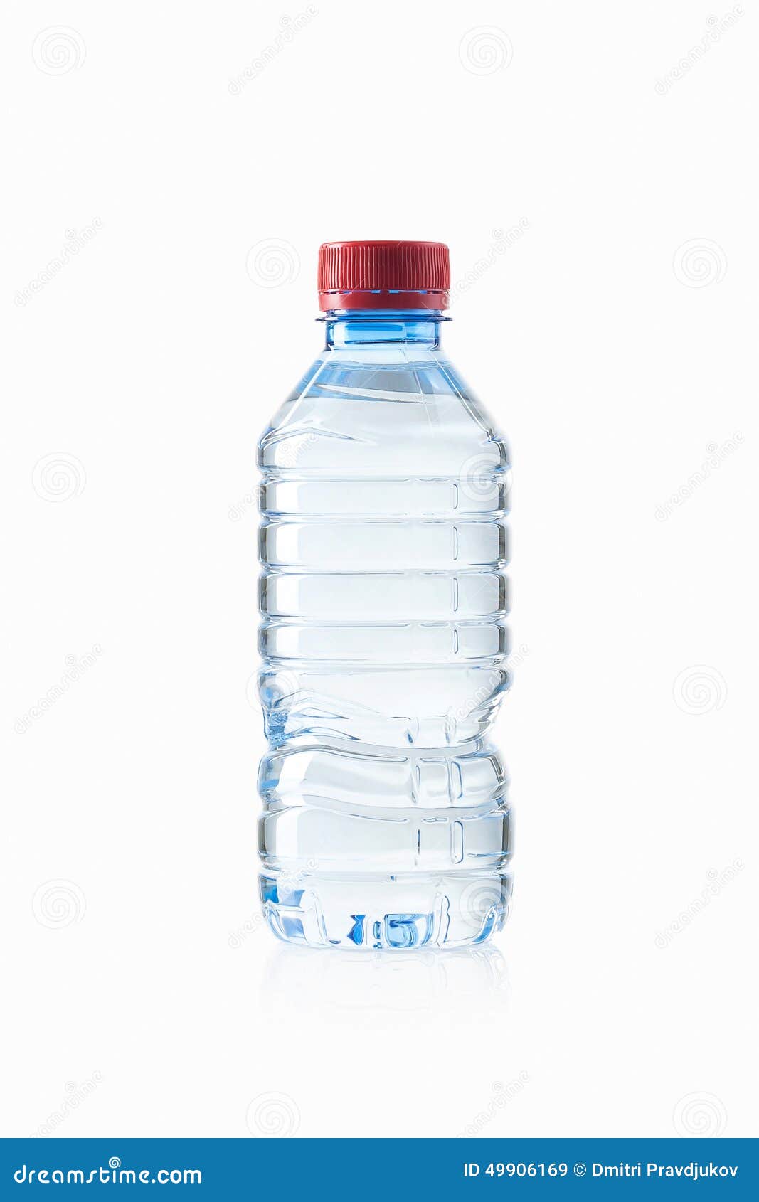 Agua Pequeña Botella De Agua Plástica En El Fondo Blanco Imagen de archivo  - Imagen de claro, azul: 49906169