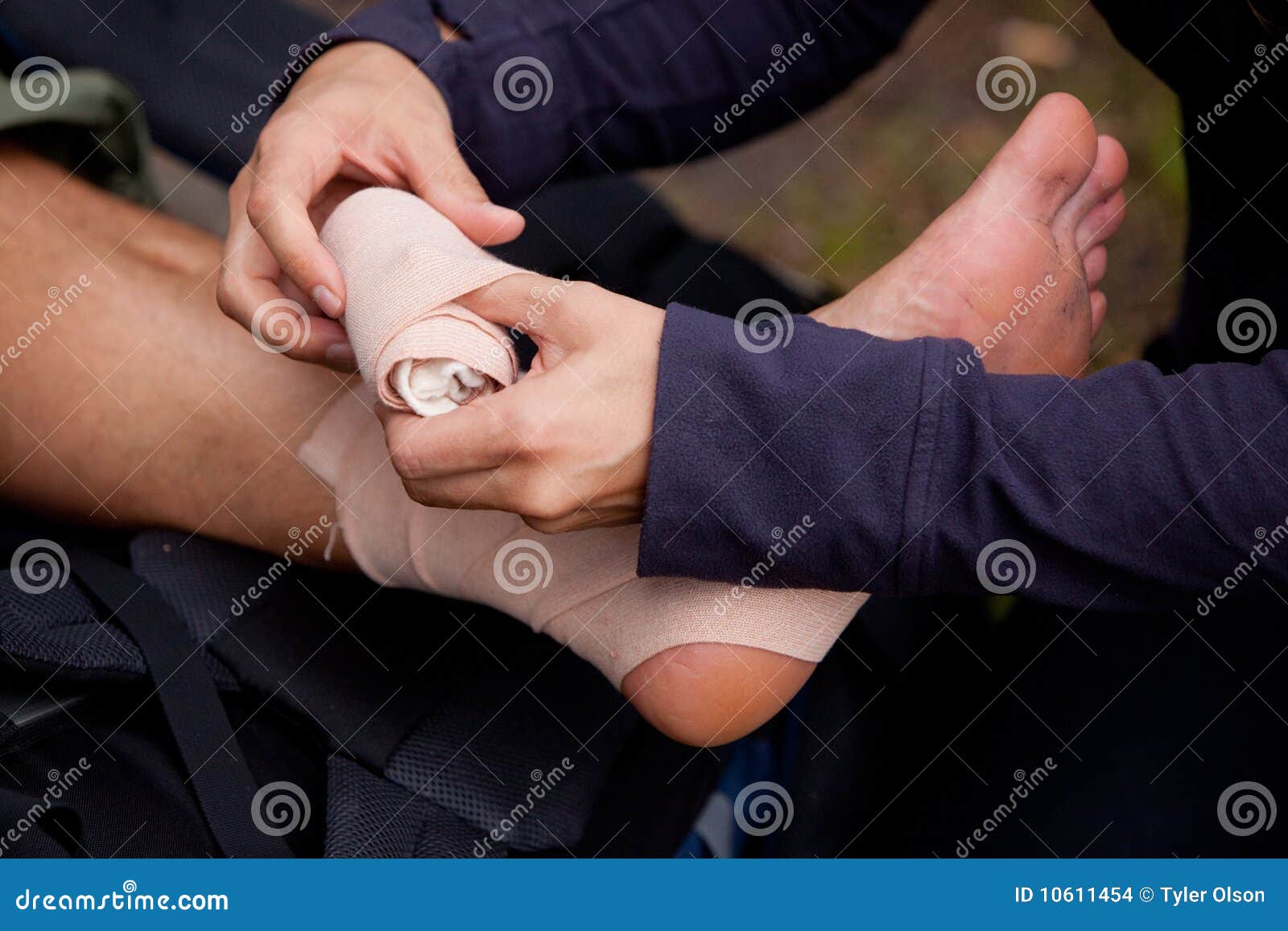 Aid First stock photo. Image of nature, hike, injured 10611454