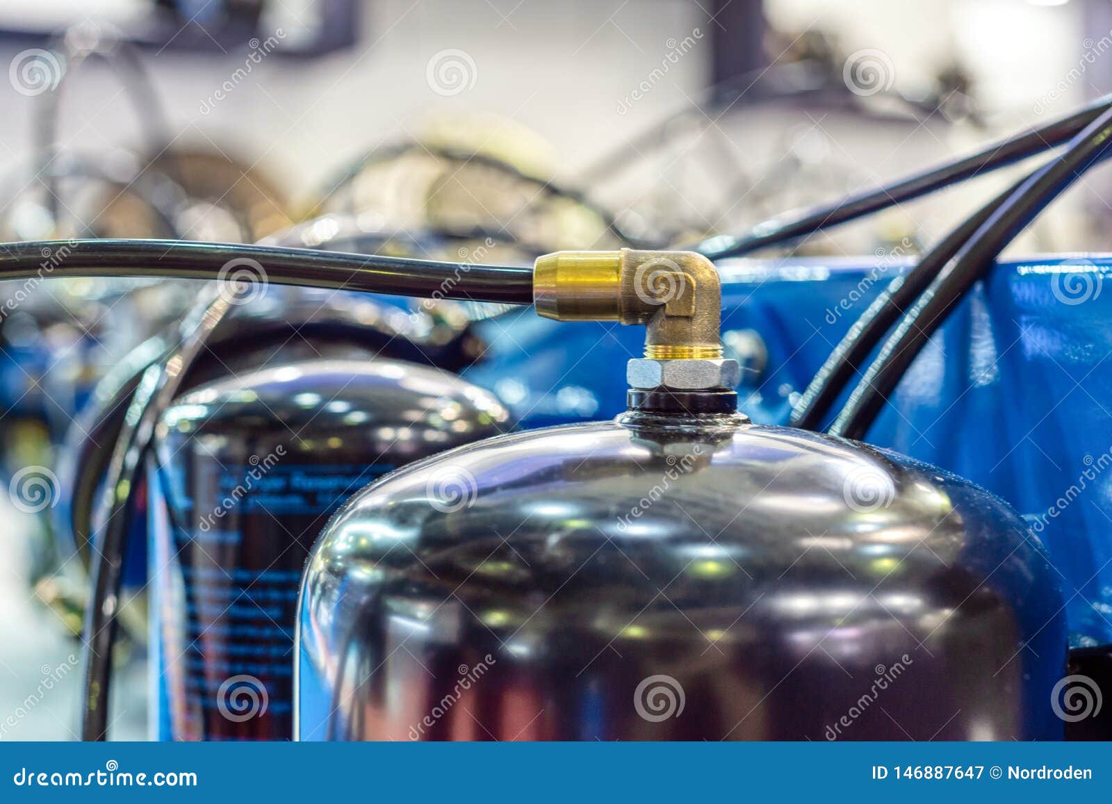 Air brake cylinder stock image. Image of metal, transportation 146887647