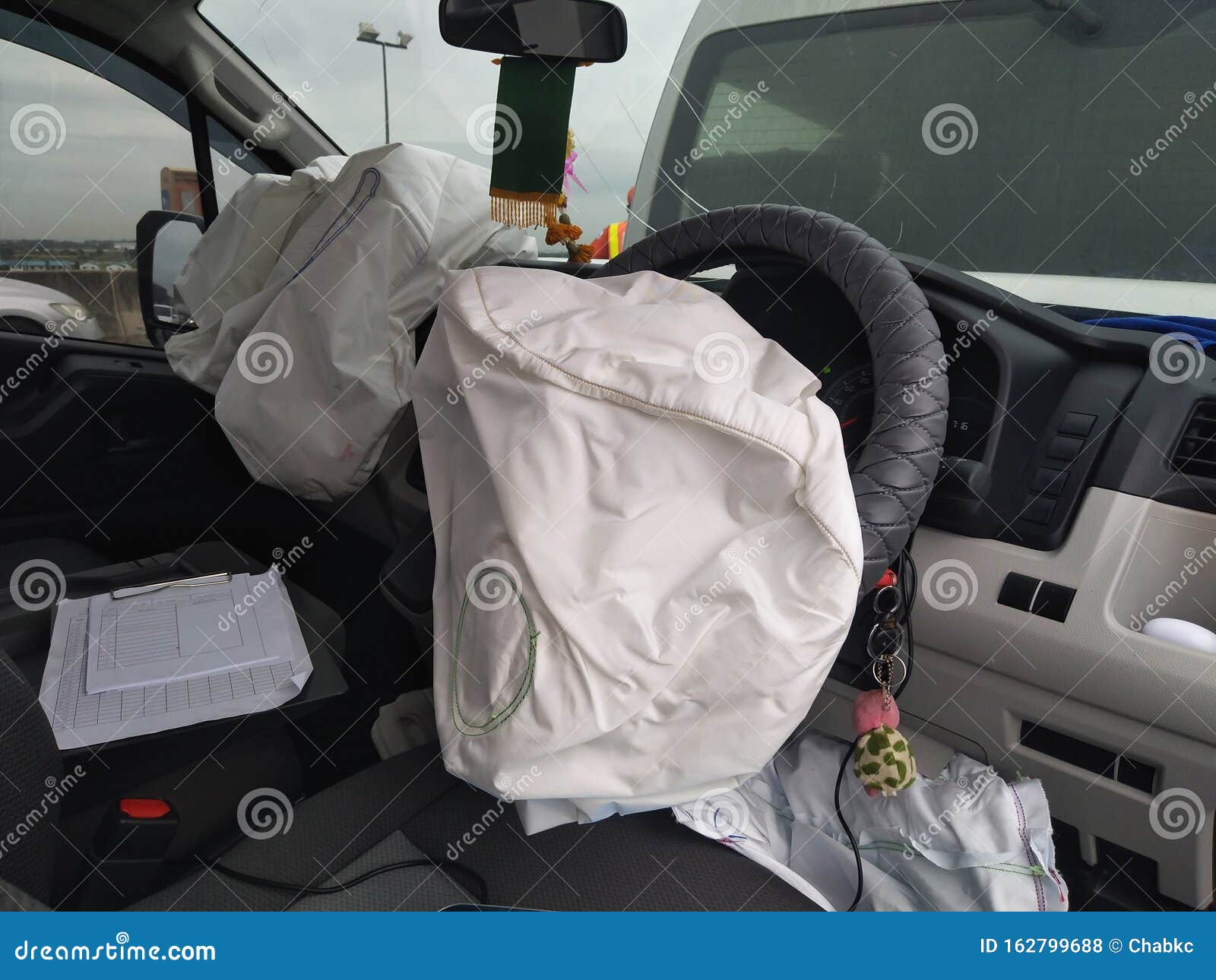 Airbag exploded at a car stock photo. Image of dangerous 162799688