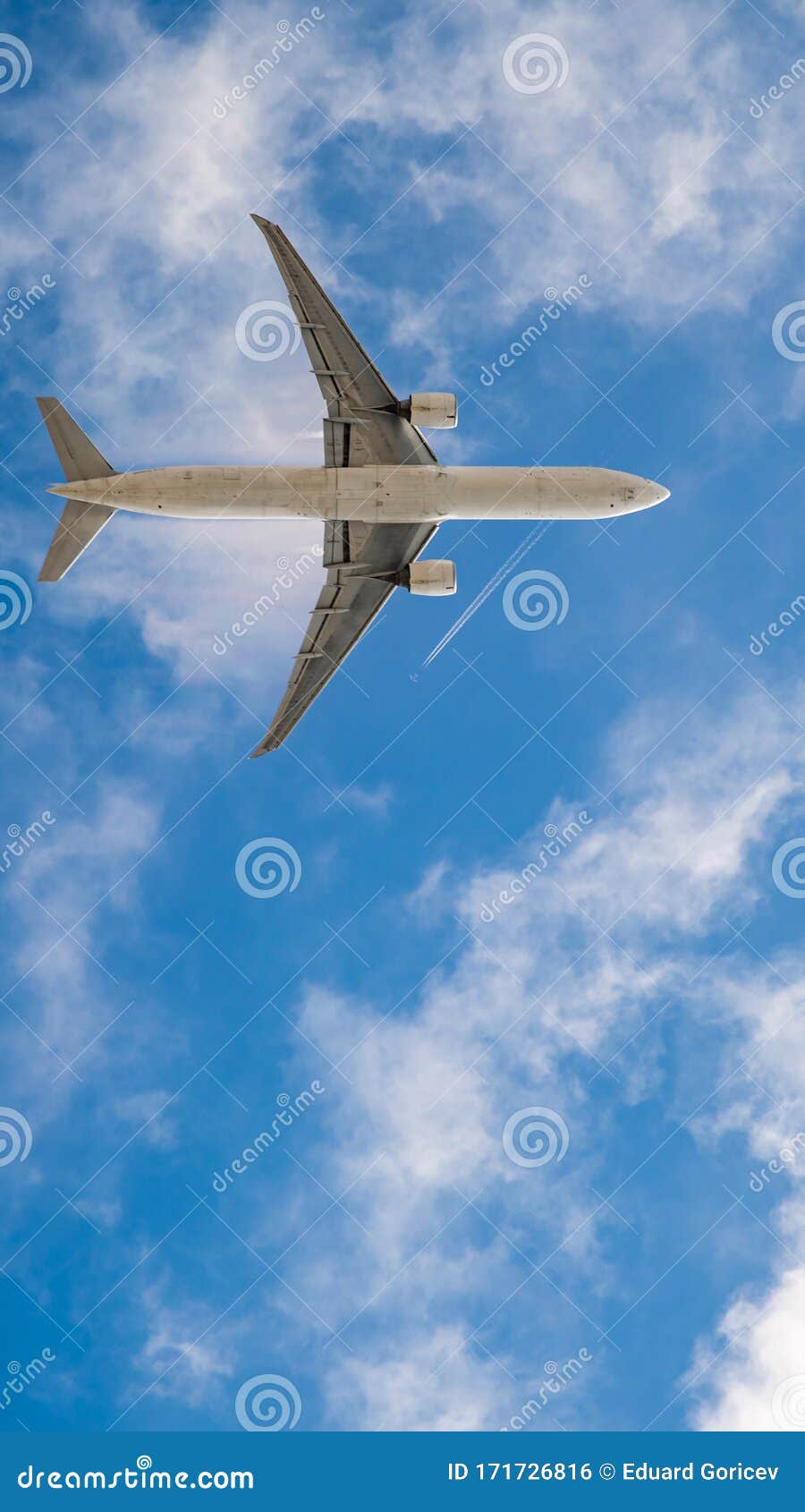Airplane on Blue Sky, Wallpaper for Mobile Phone Stock Photo - Image of  isolated, commercial: 171726816