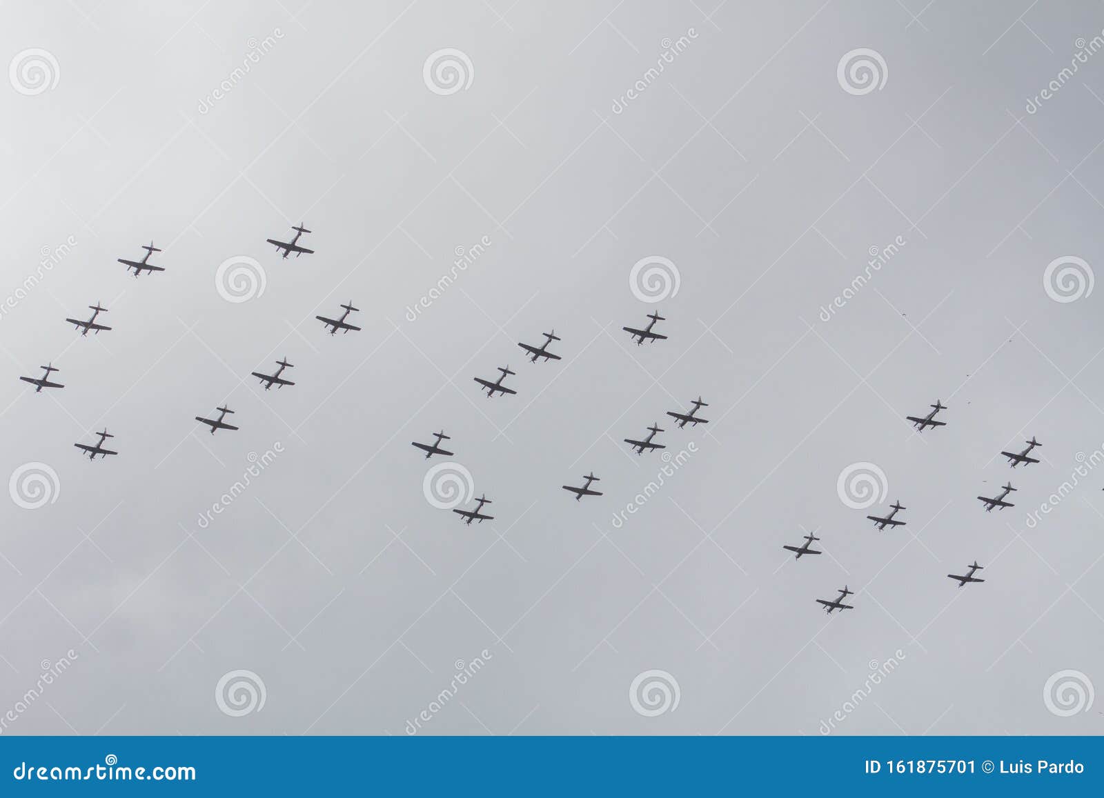 airplanes formation exhibition militar airforce